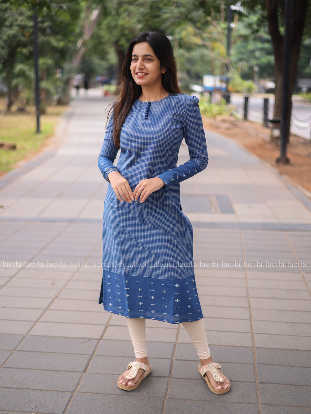 Blue checked full sleeve top