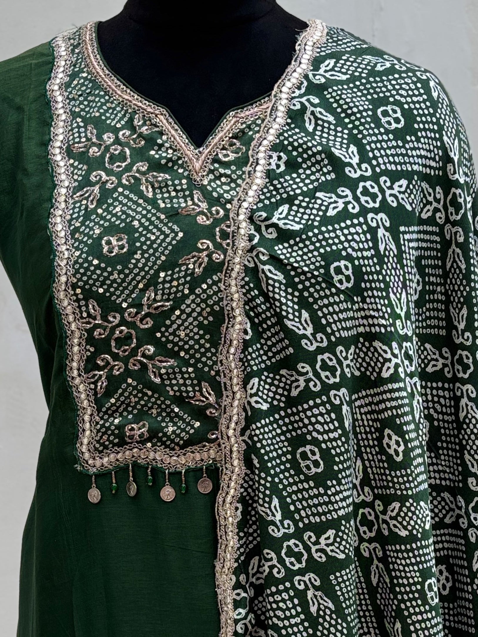 Emerald green semi stitched salwar suit