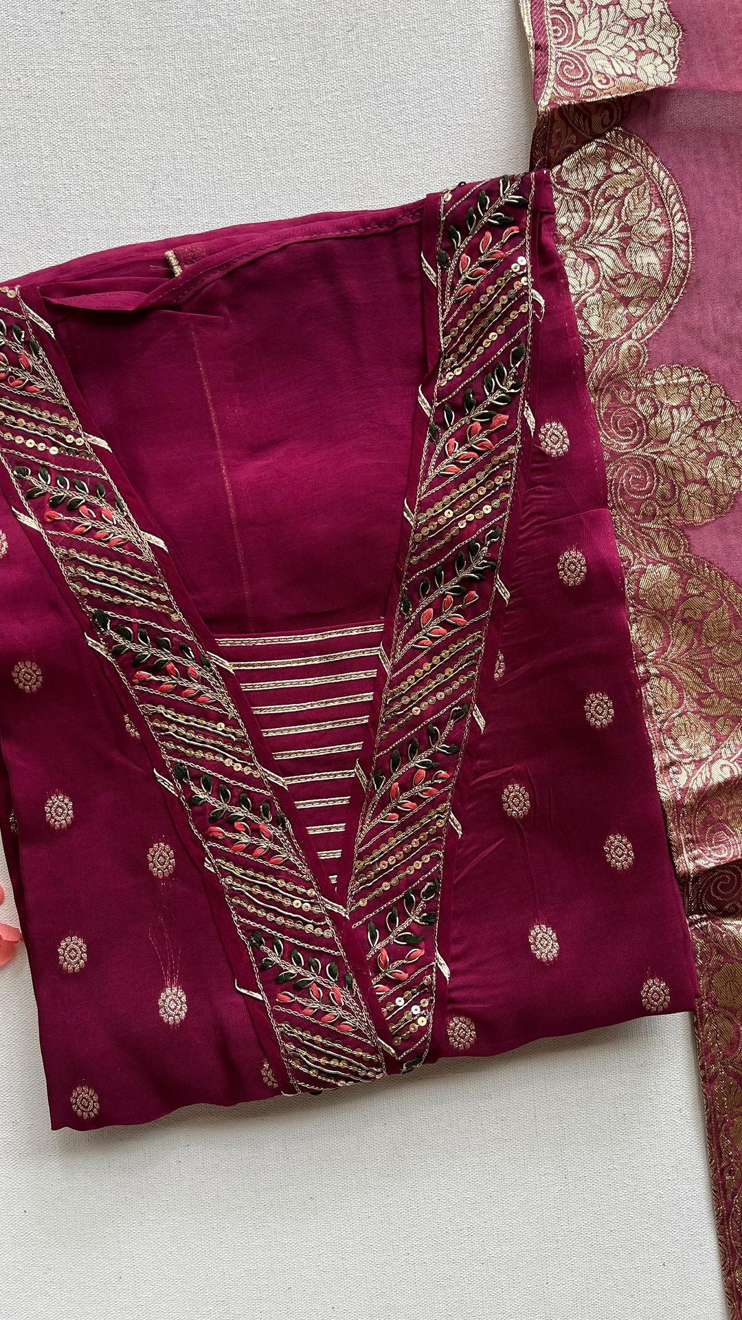 Organza top with embroidered neckline Magenta - Studio Thari