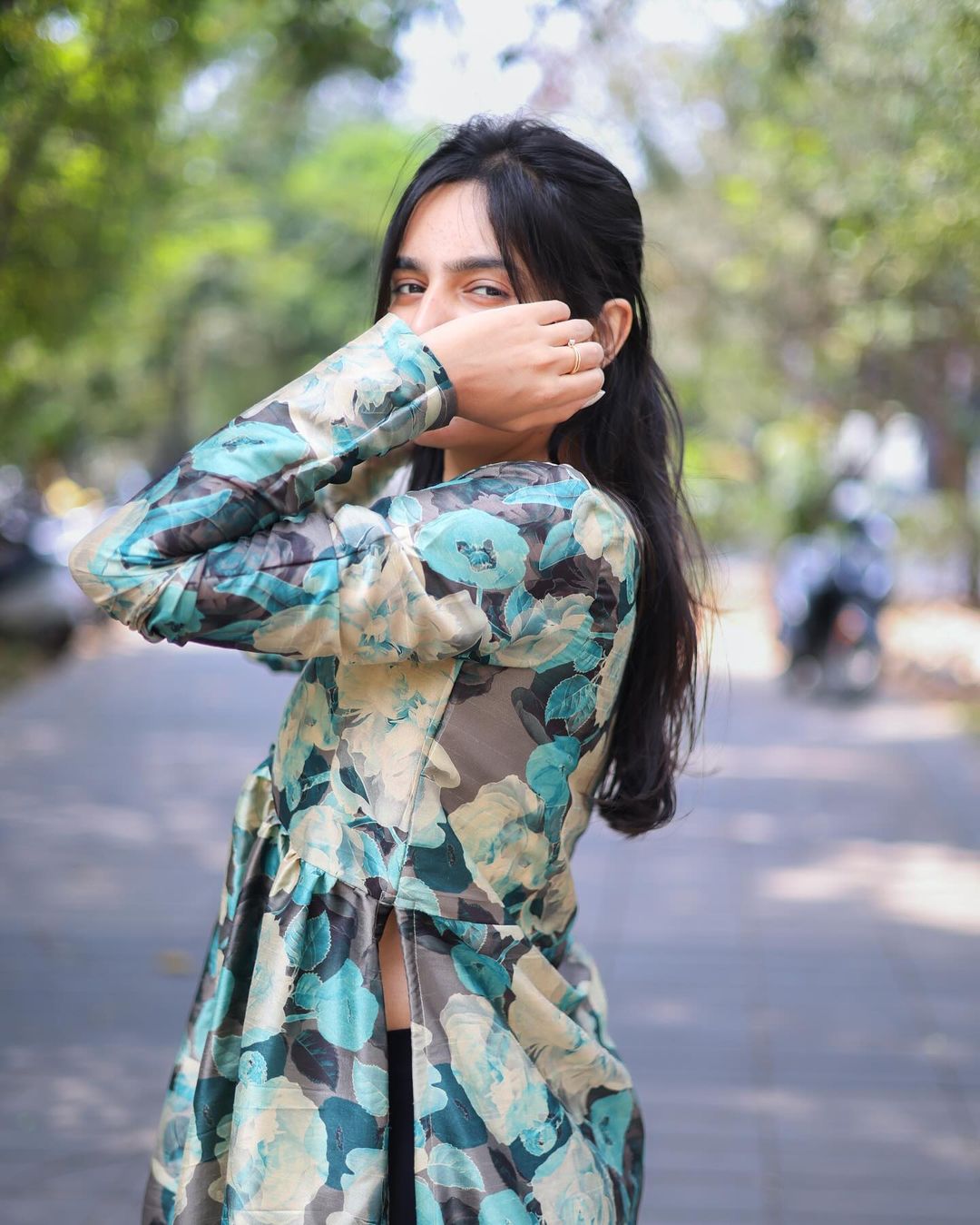 Sandal Bluish Alia Cut top - Studio Thari