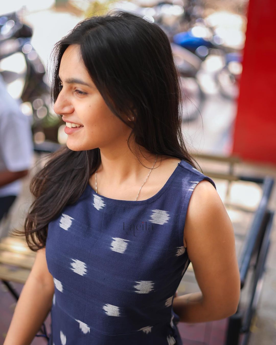 Navy blue cotton sleeveless top - Studio Thari