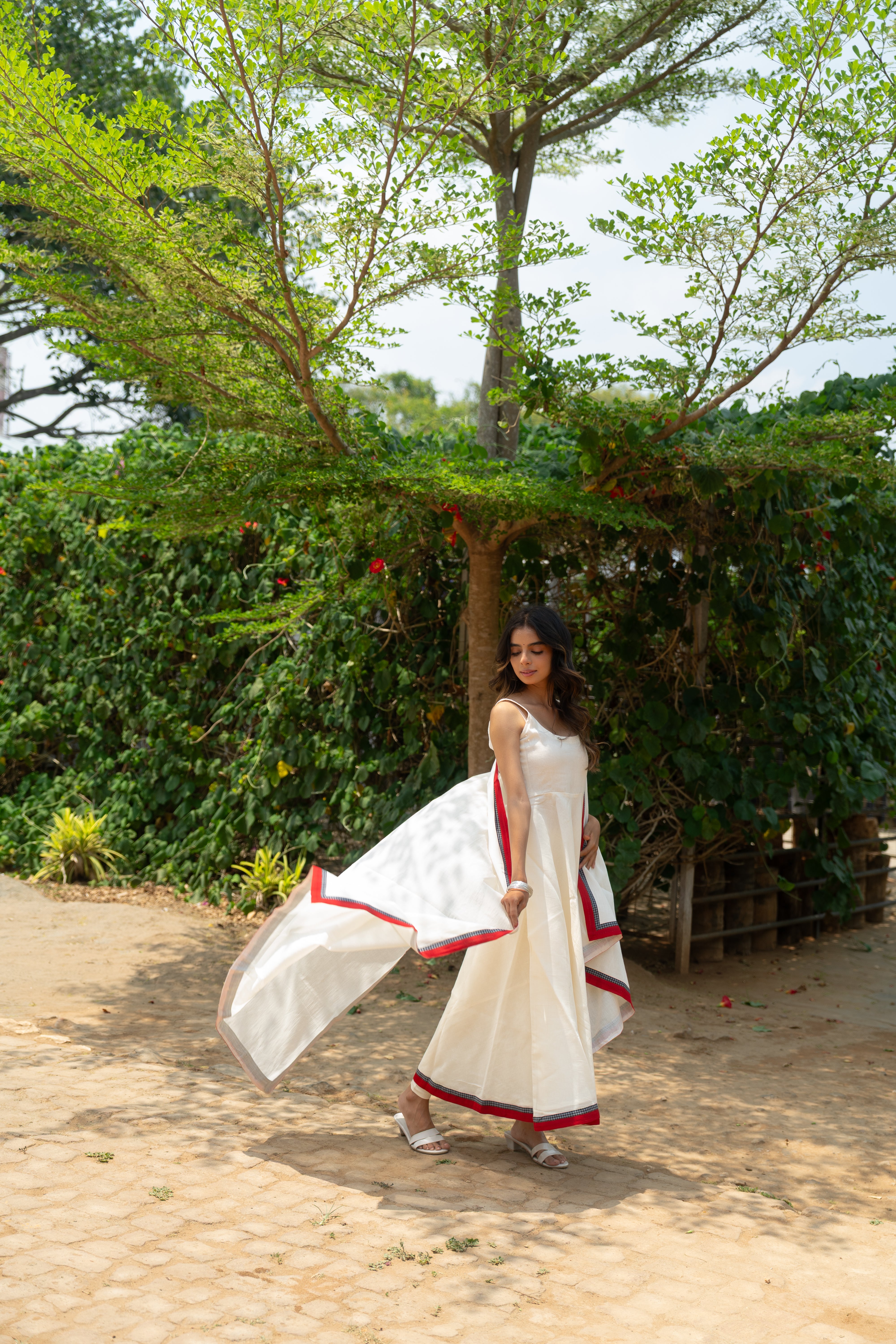 Nila Anarkali Set