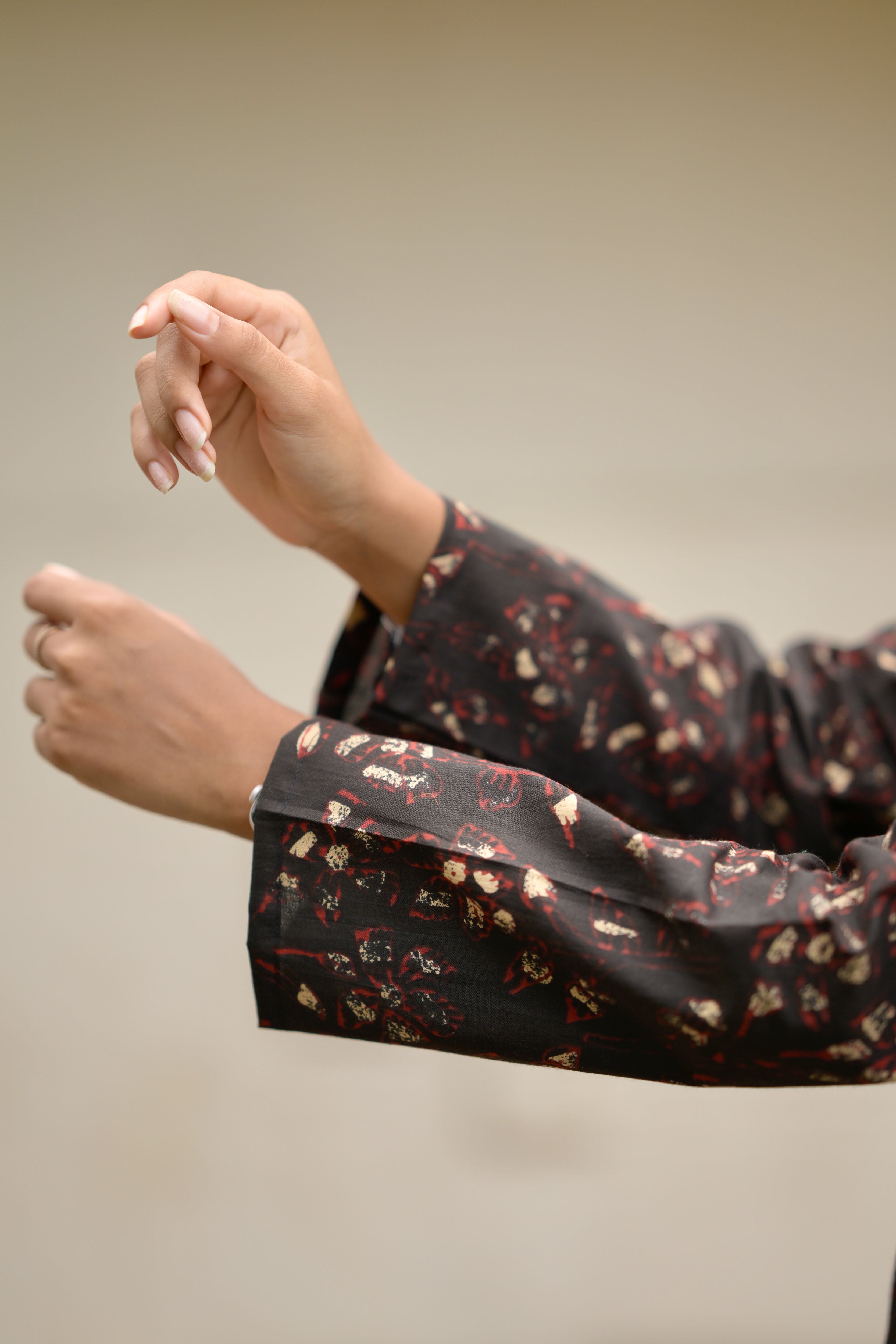Noir bloom short kurta