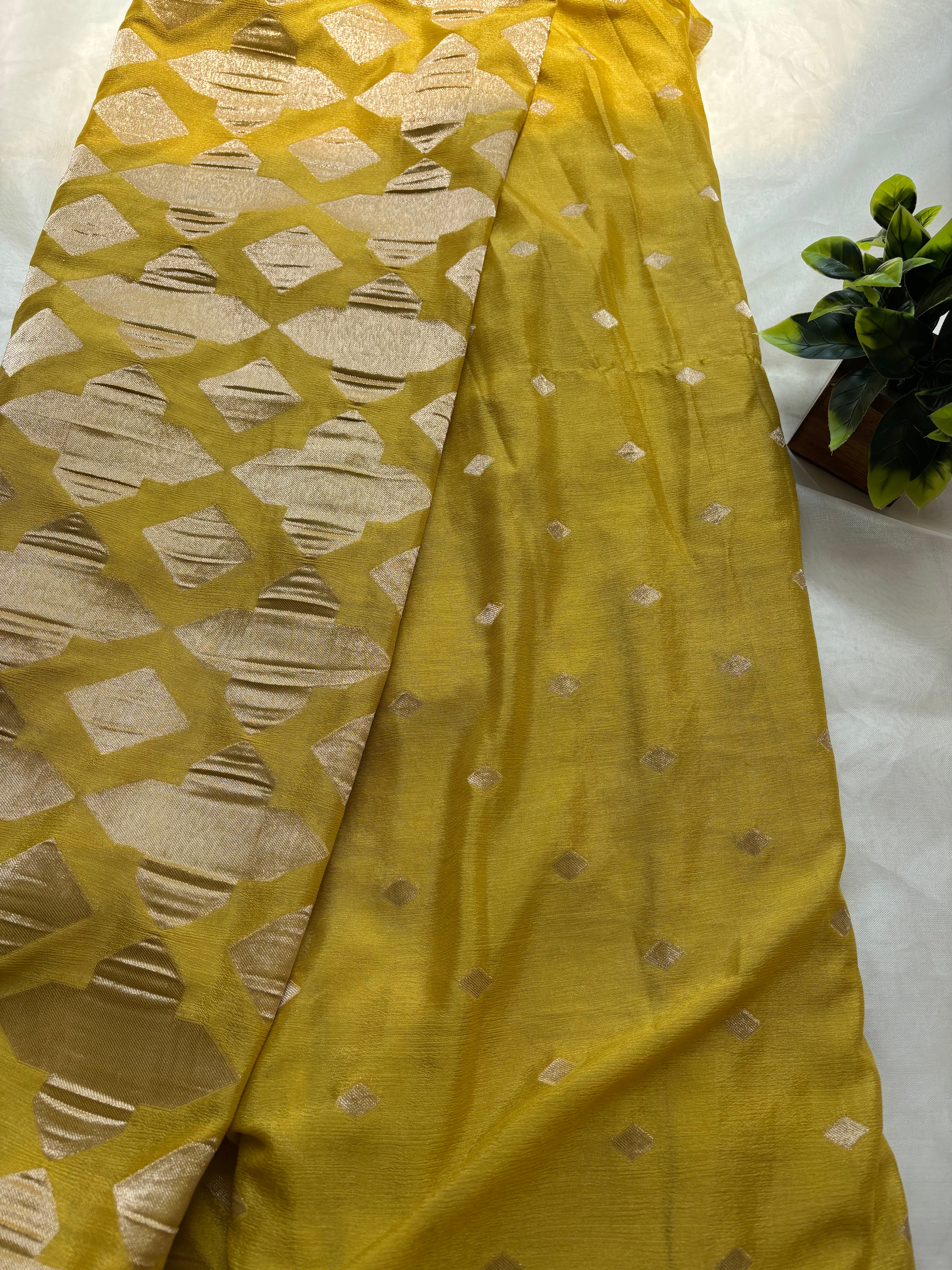 Lemon yellow viscose silk blend saree