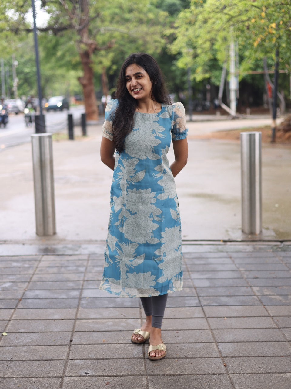 Blue organza Top with puff sleeves