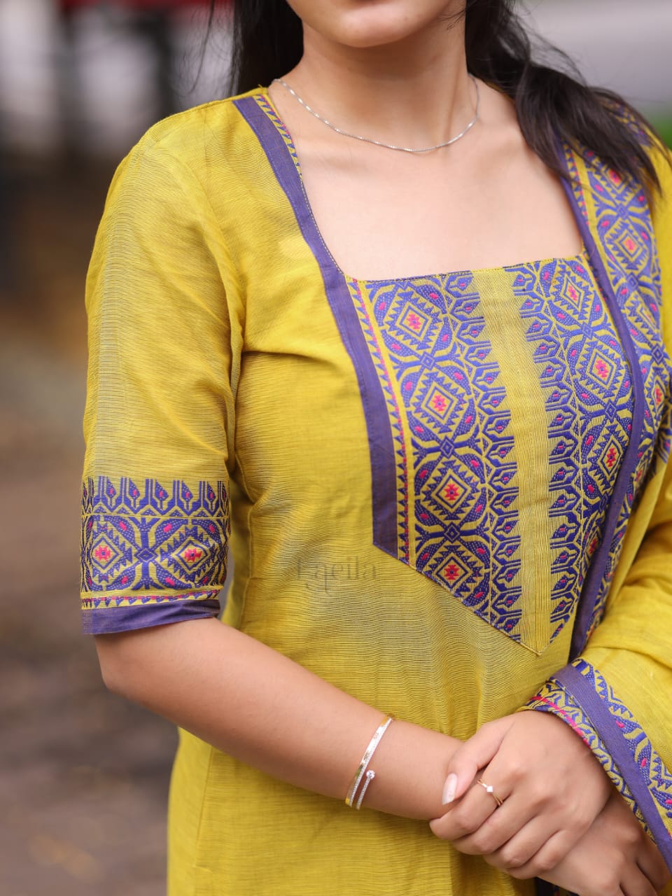 Mehandhi green with blue border kanchi cotton top and duppata