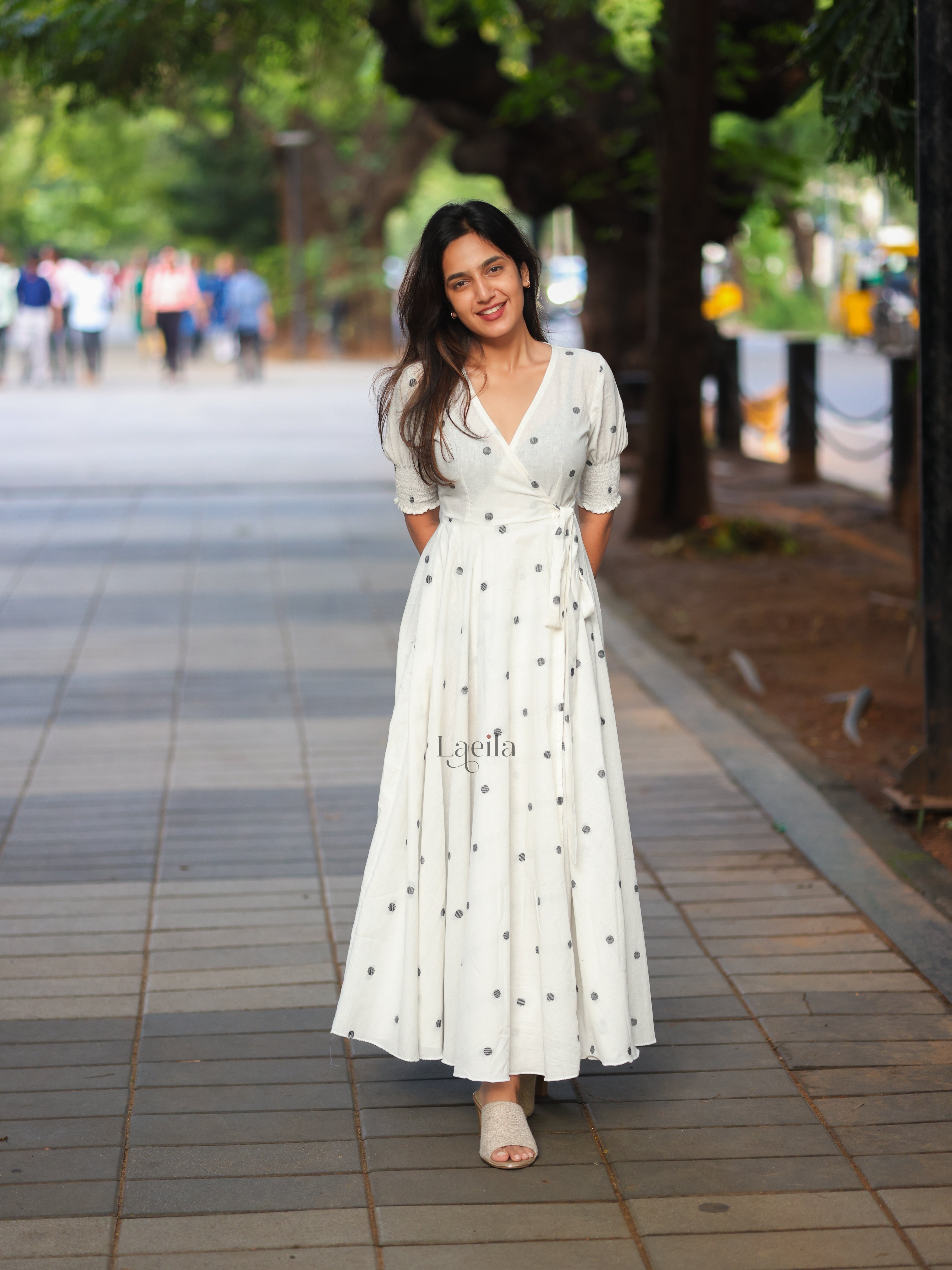 White Polka dots Cotton warp gown