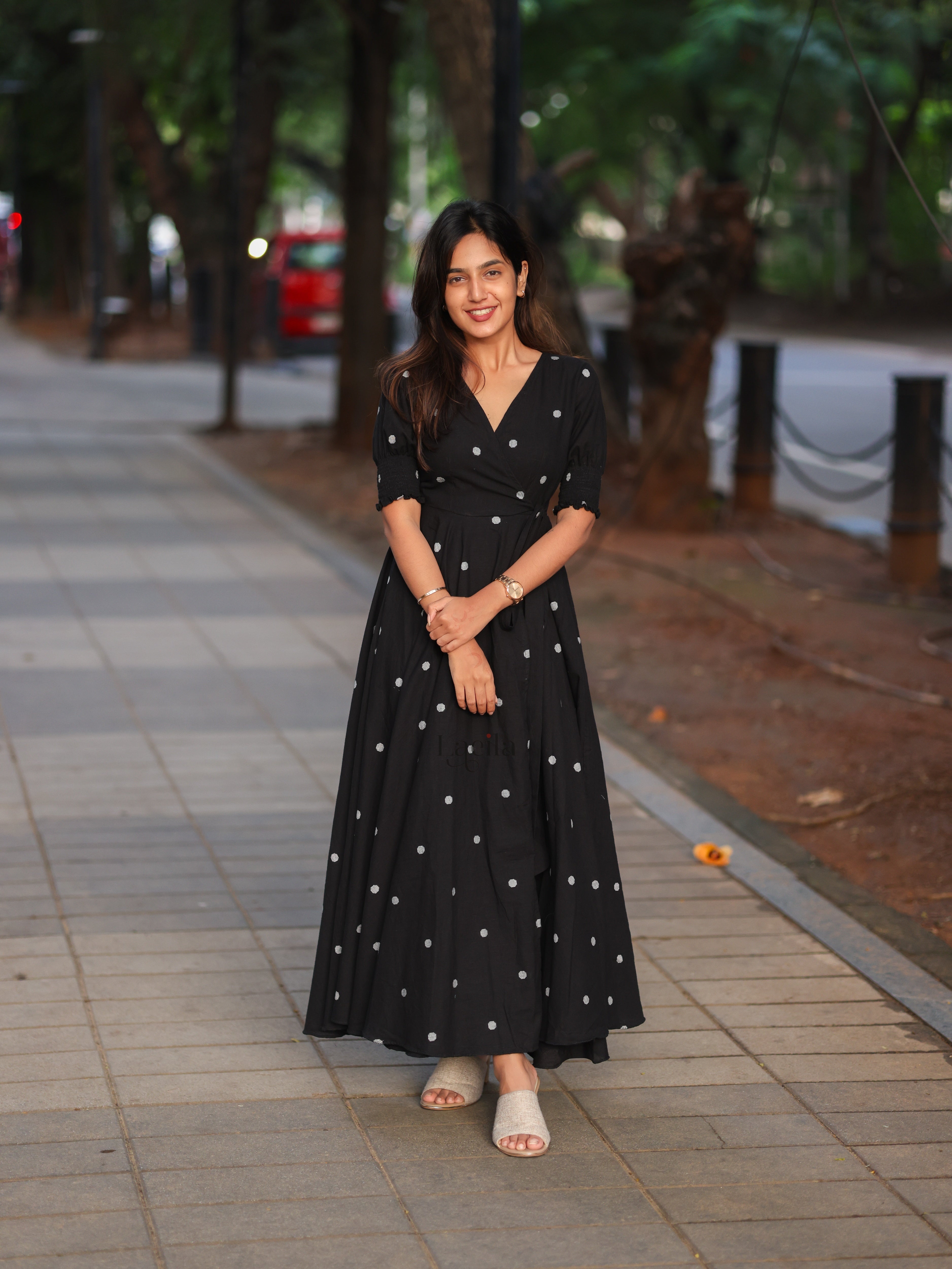 Black Polka dots Cotton warp gown
