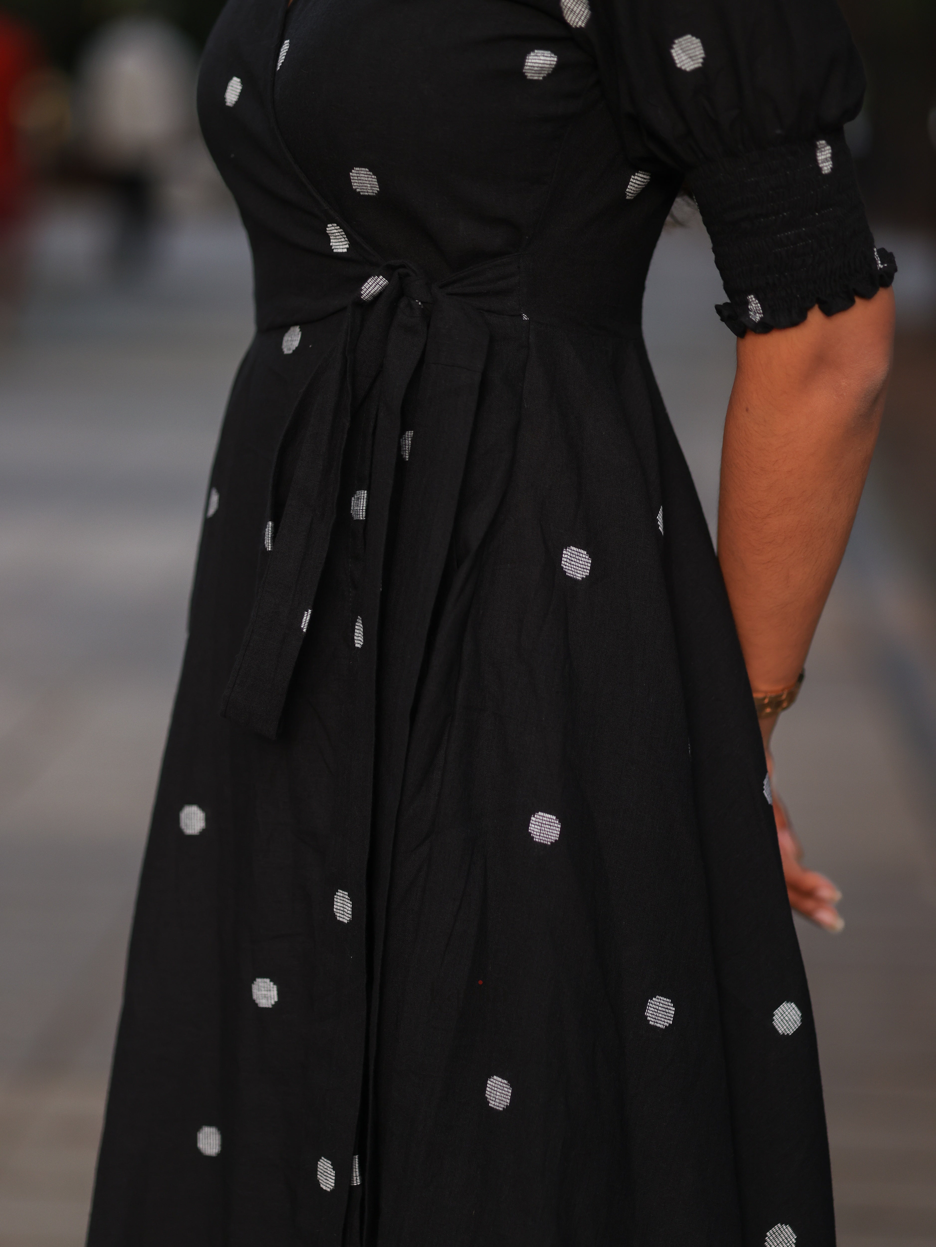 Black Polka dots Cotton warp gown