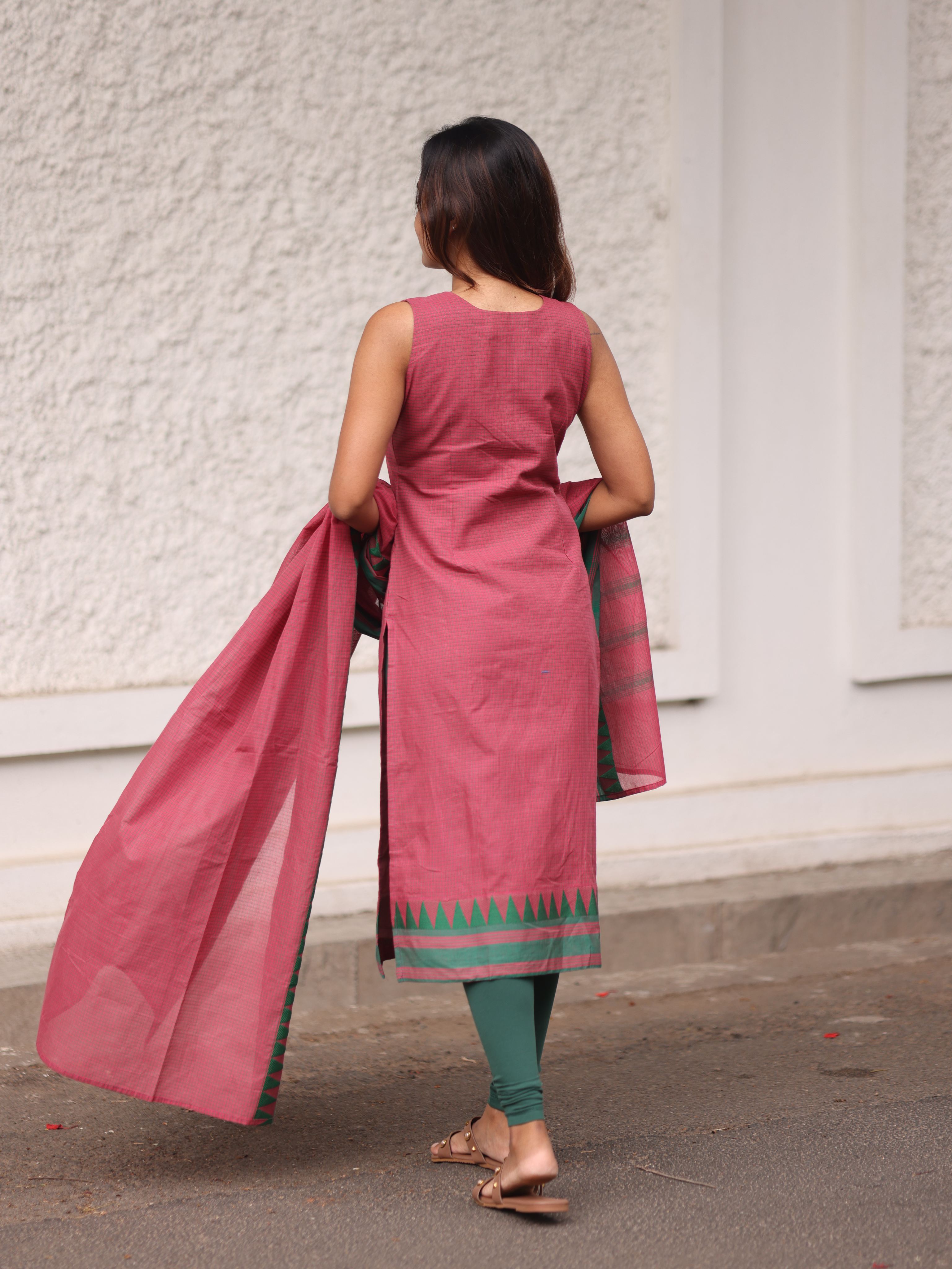 Pink checks kanchi cotton top and dupatta