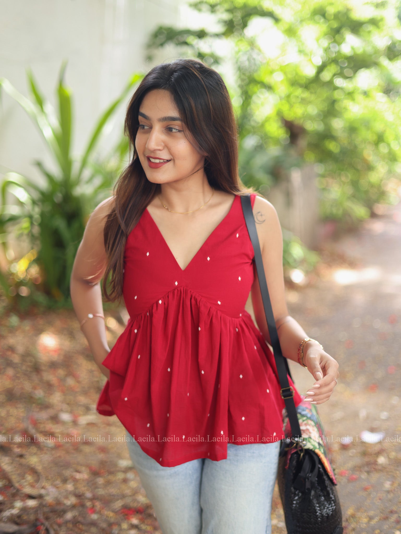 Red Maya Short Top
