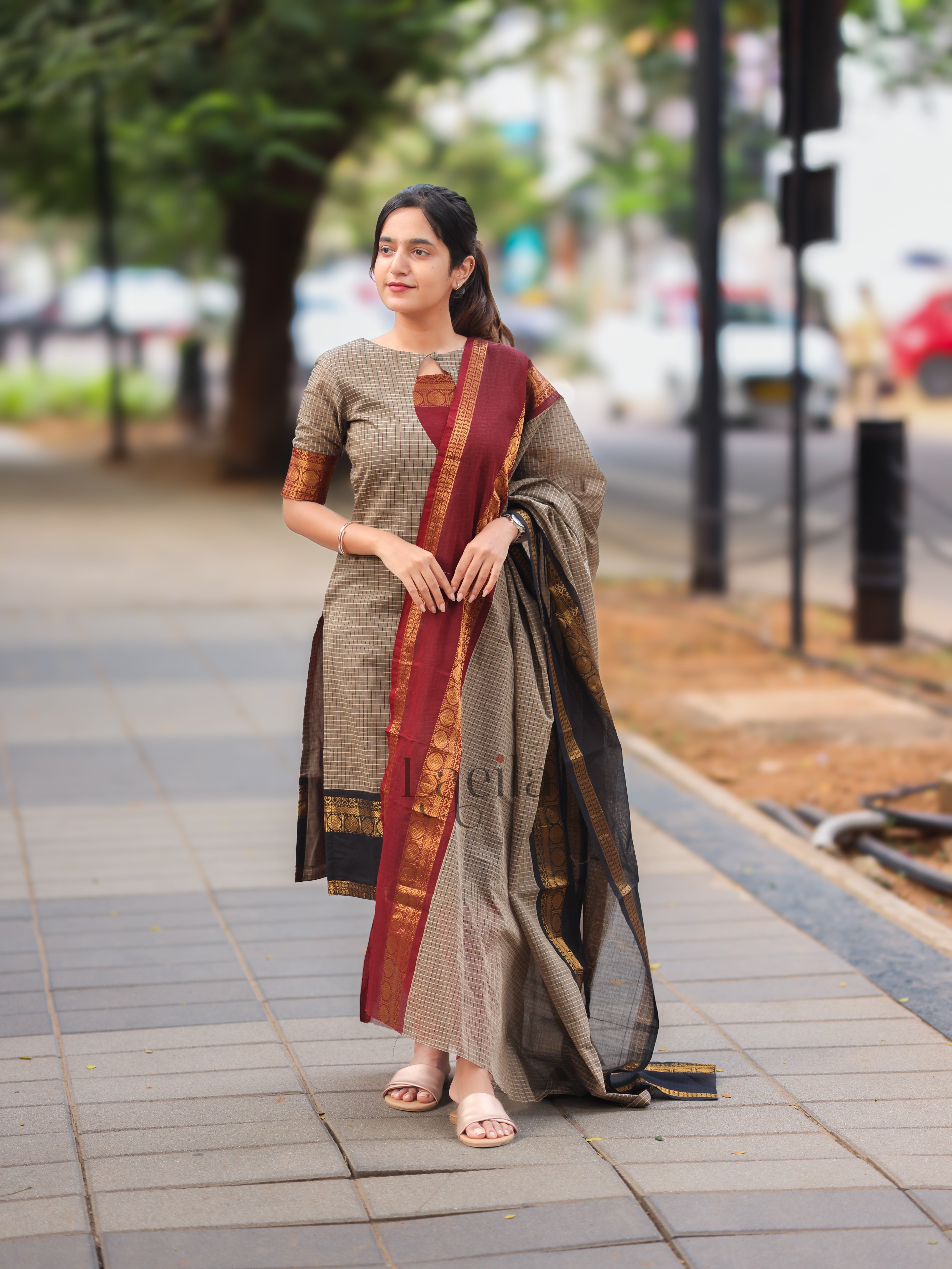 Grey Checked & Maroon Border Kanchi Cotton Top & Dupatta