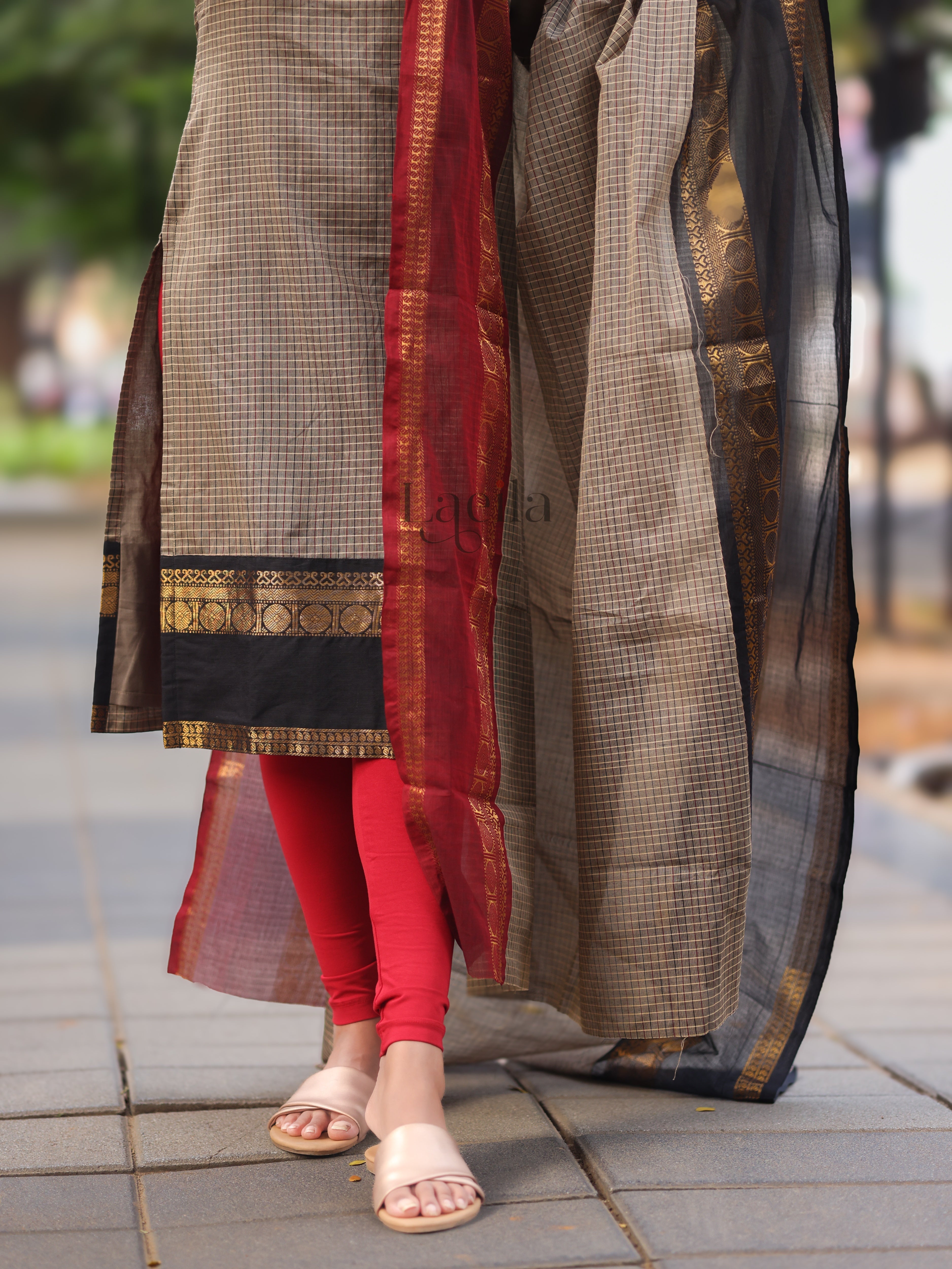 Grey Checked & Maroon Border Kanchi Cotton Top & Dupatta