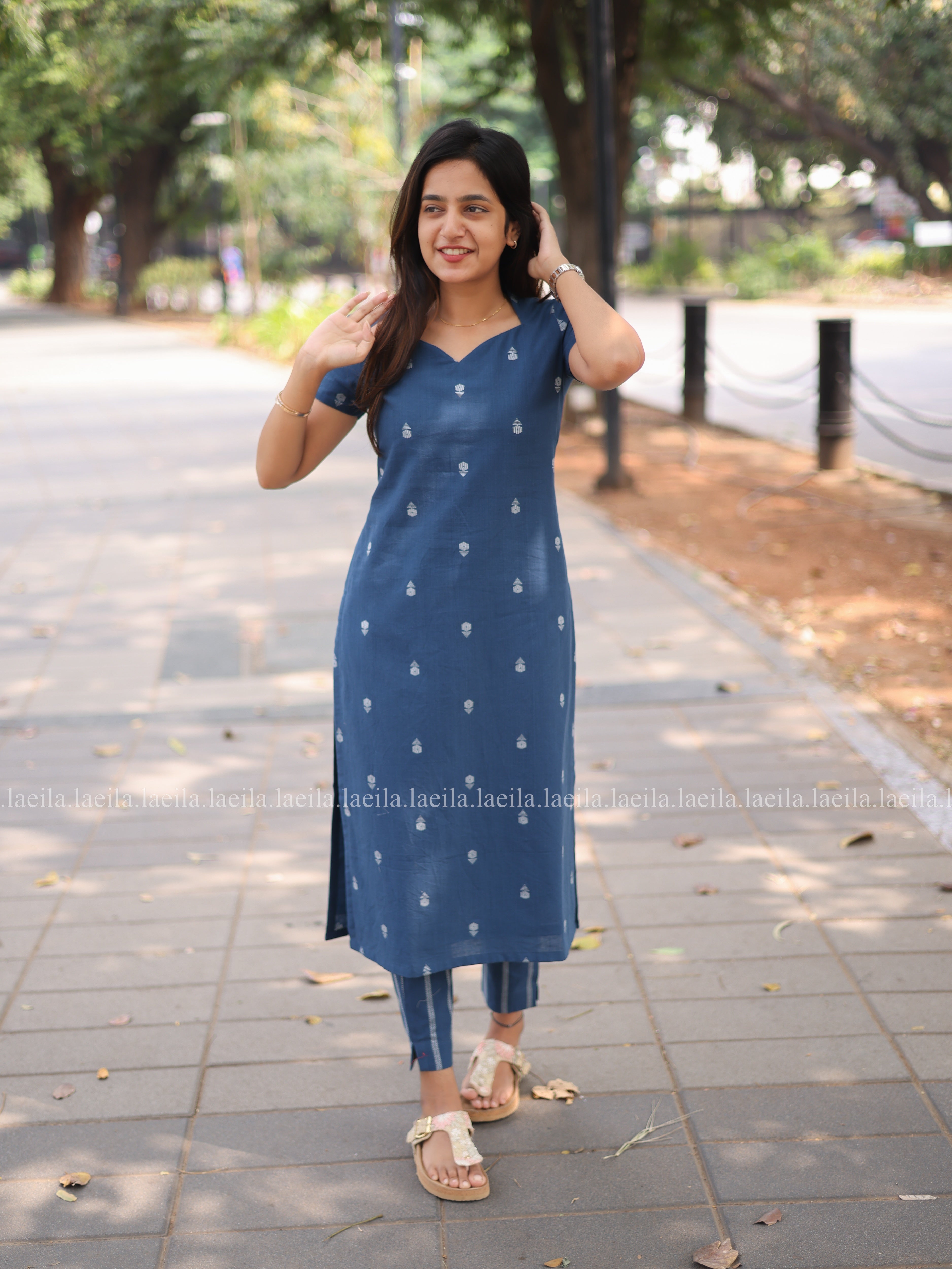 Lapis Blue Meera cotton set