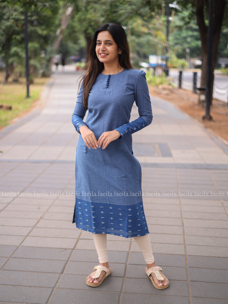 Blue checked full sleeve top