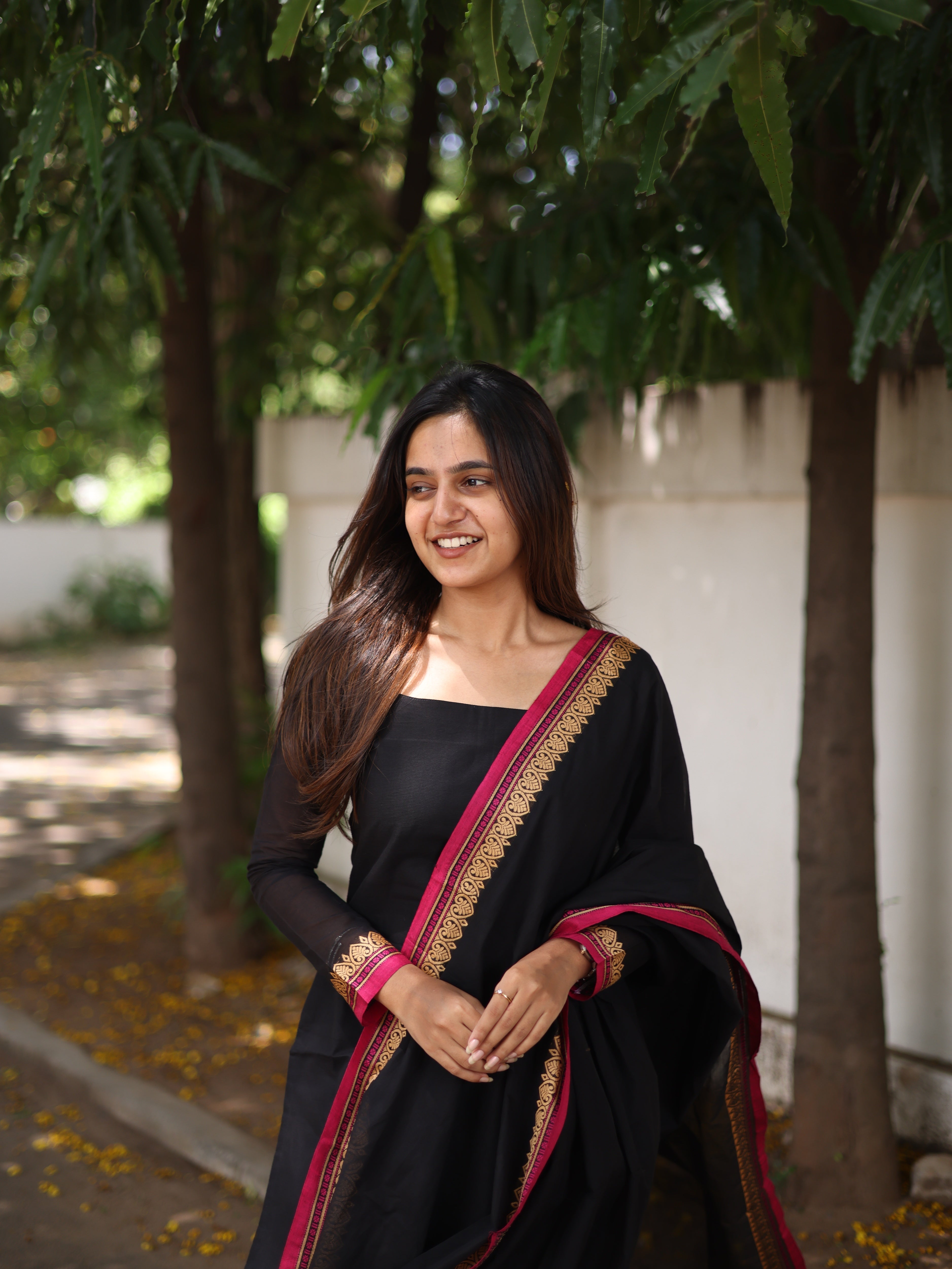 Black with pink border kanchi cotton top and duppata