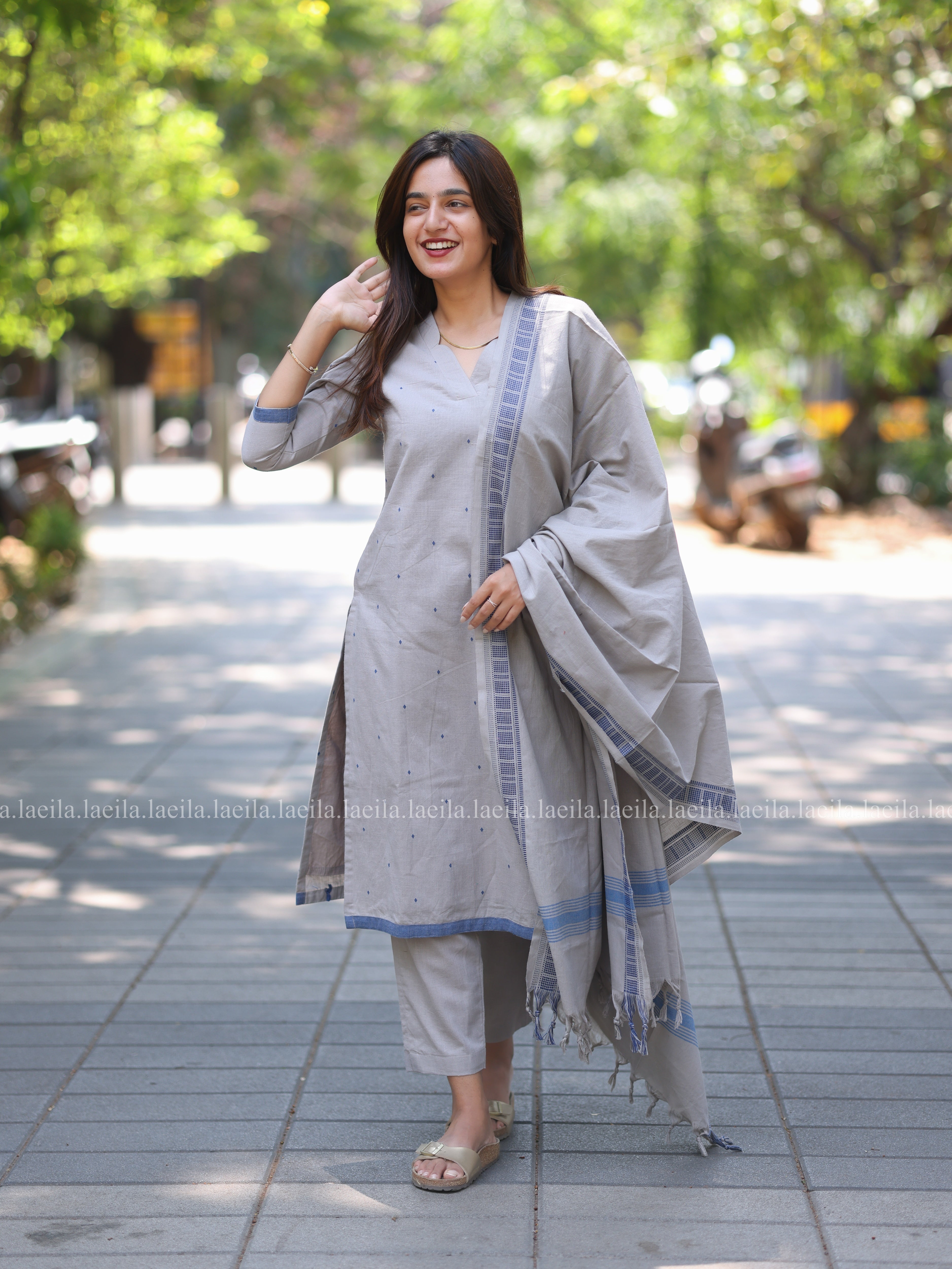 Grey with Blue Kadhambari set
