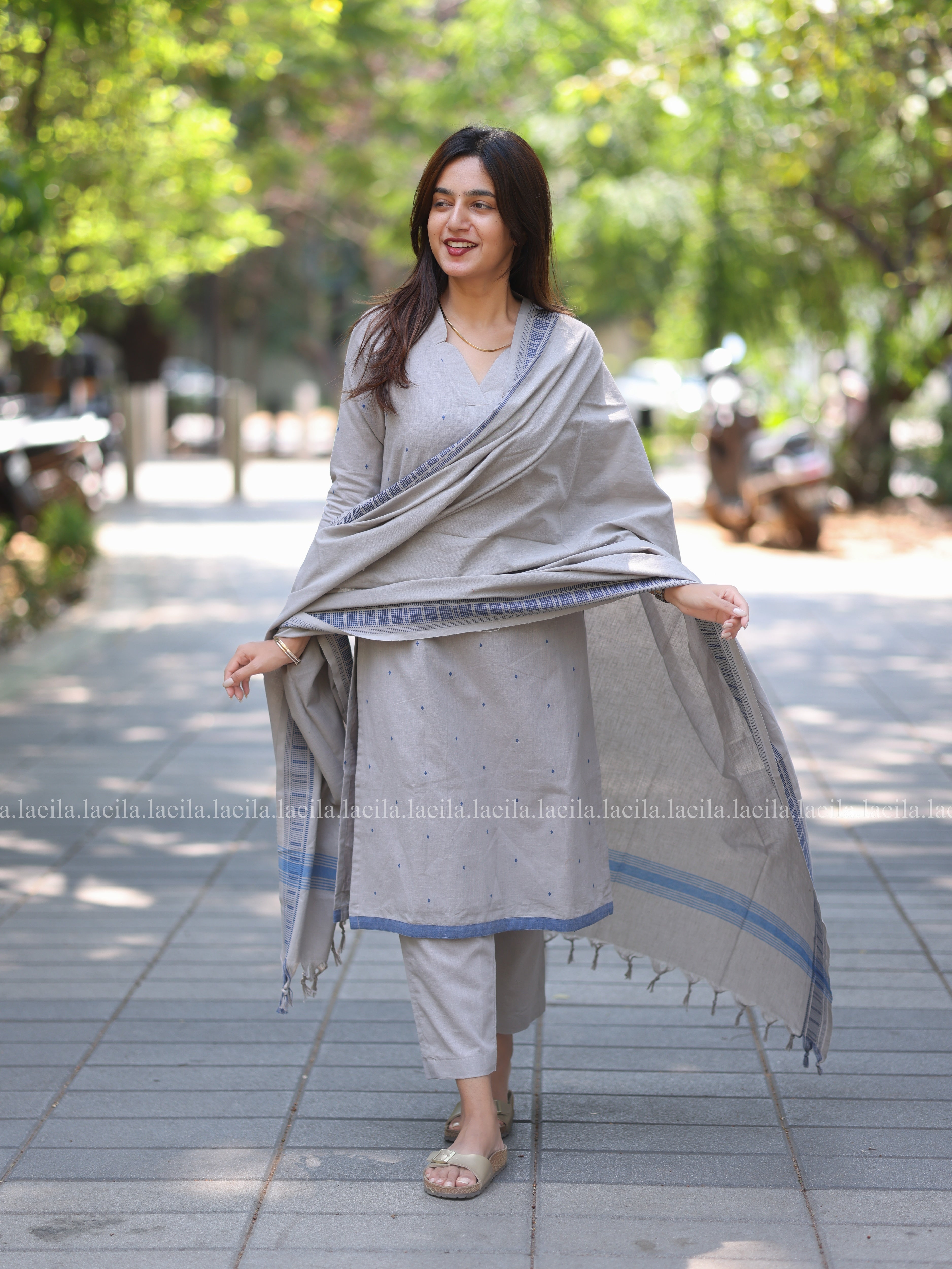 Grey with Blue Kadhambari set