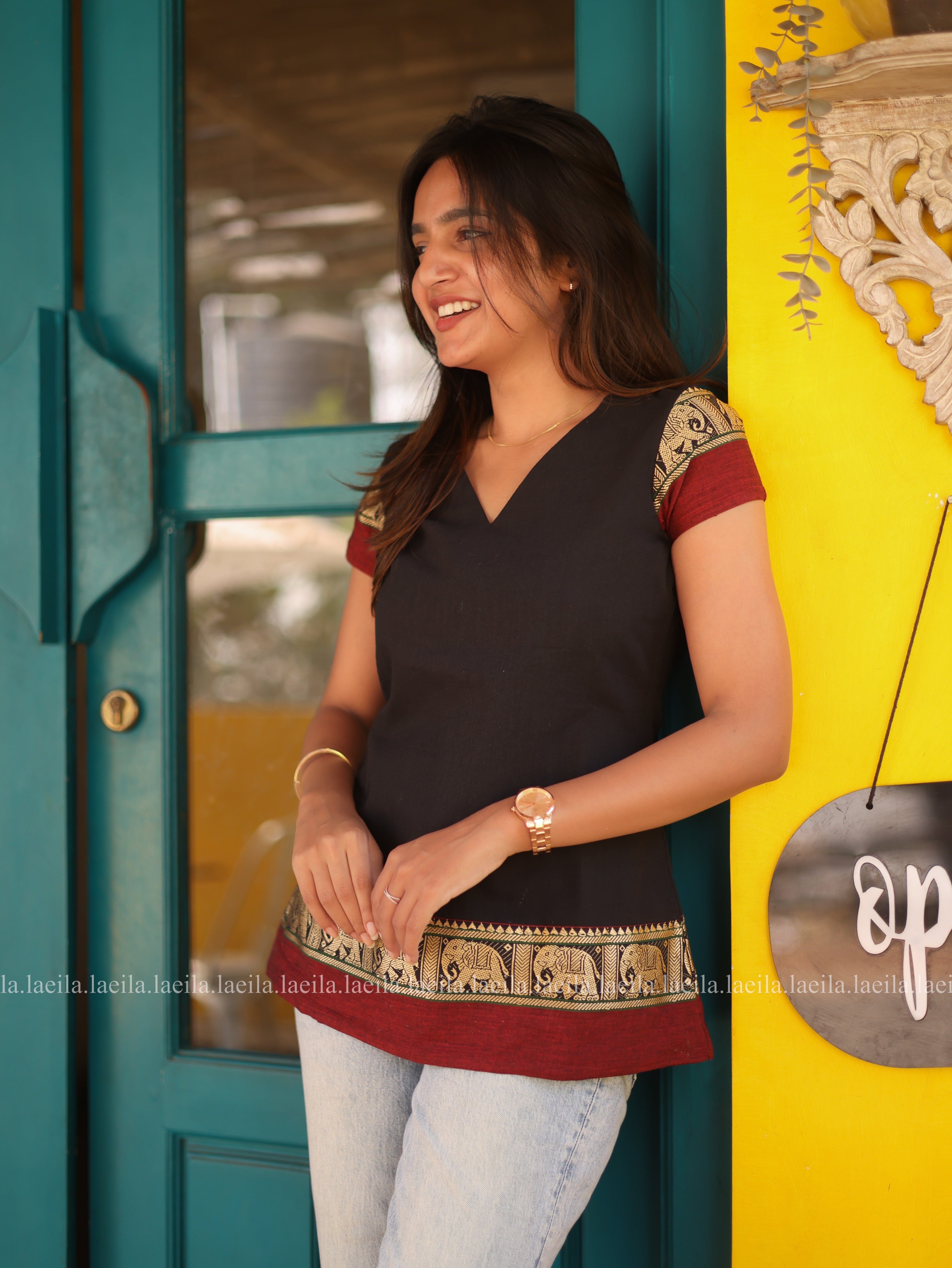 Maya Black Short Sleeve Top