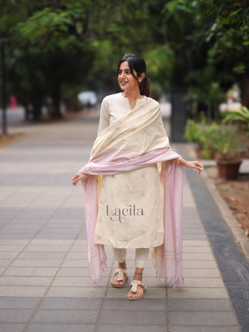 Half White Cotton Kadambari Set