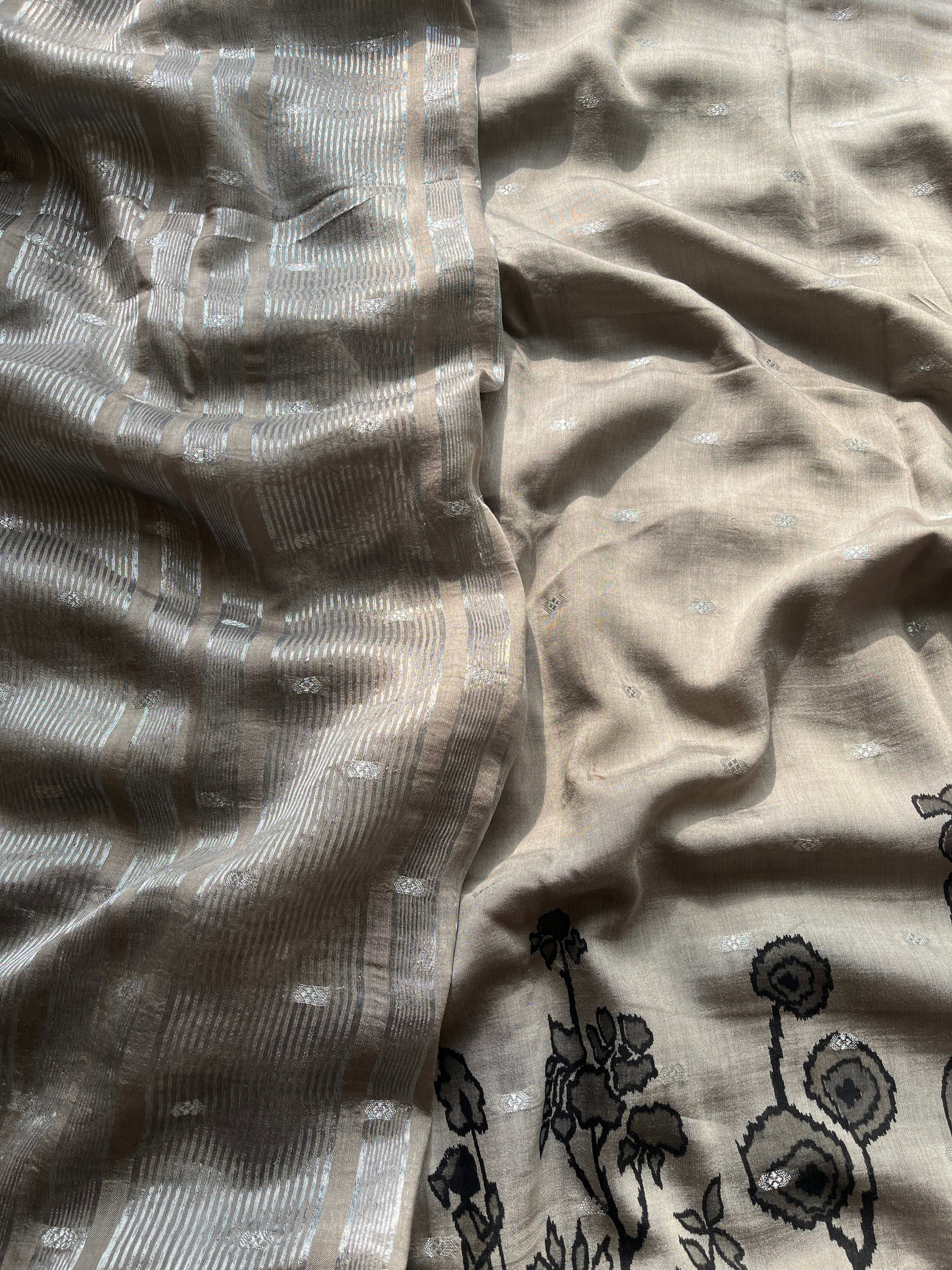 Grey Dola Silk Saree