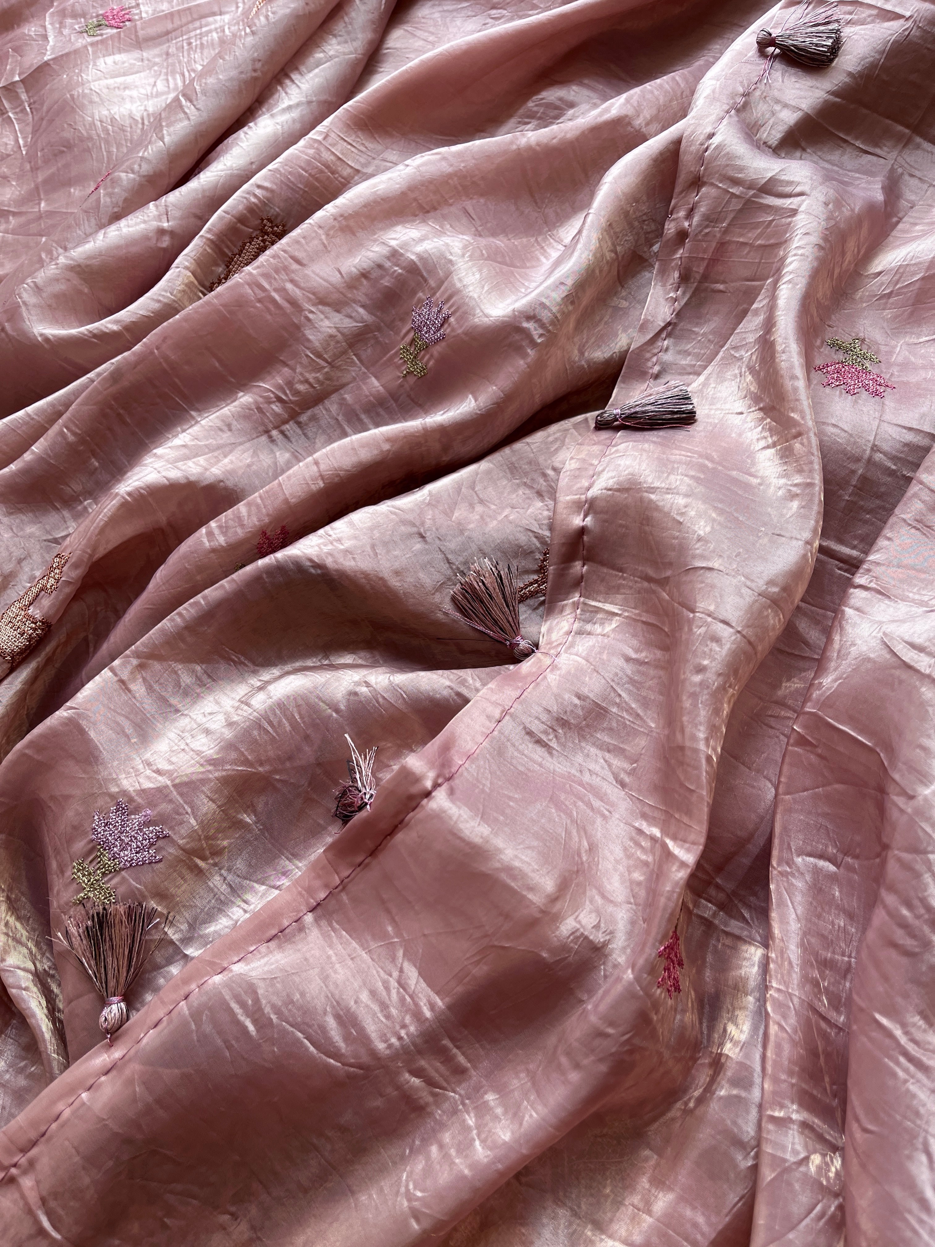 Mauve Crushed Tissue saree
