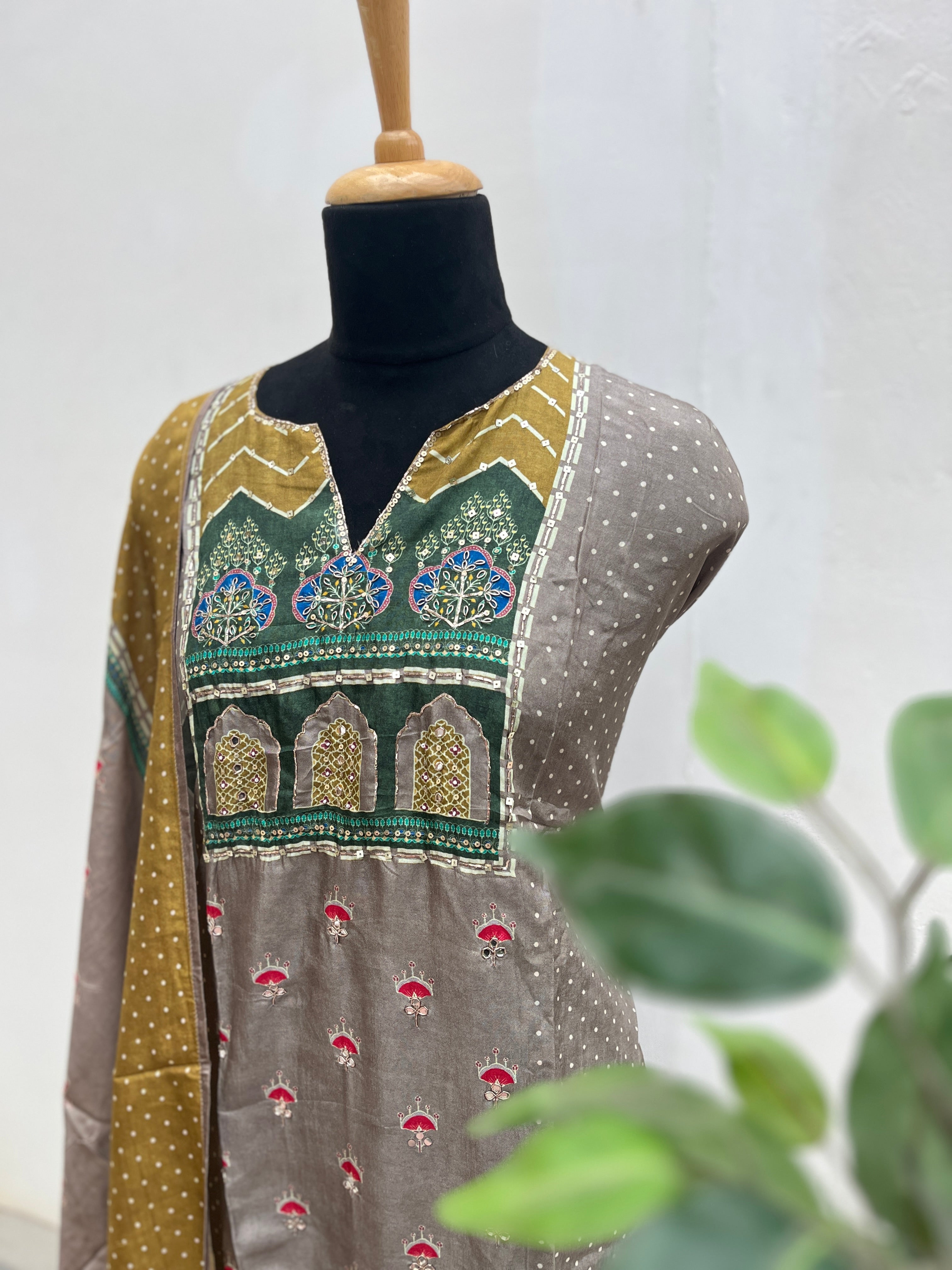 Grey semi stitched suit set