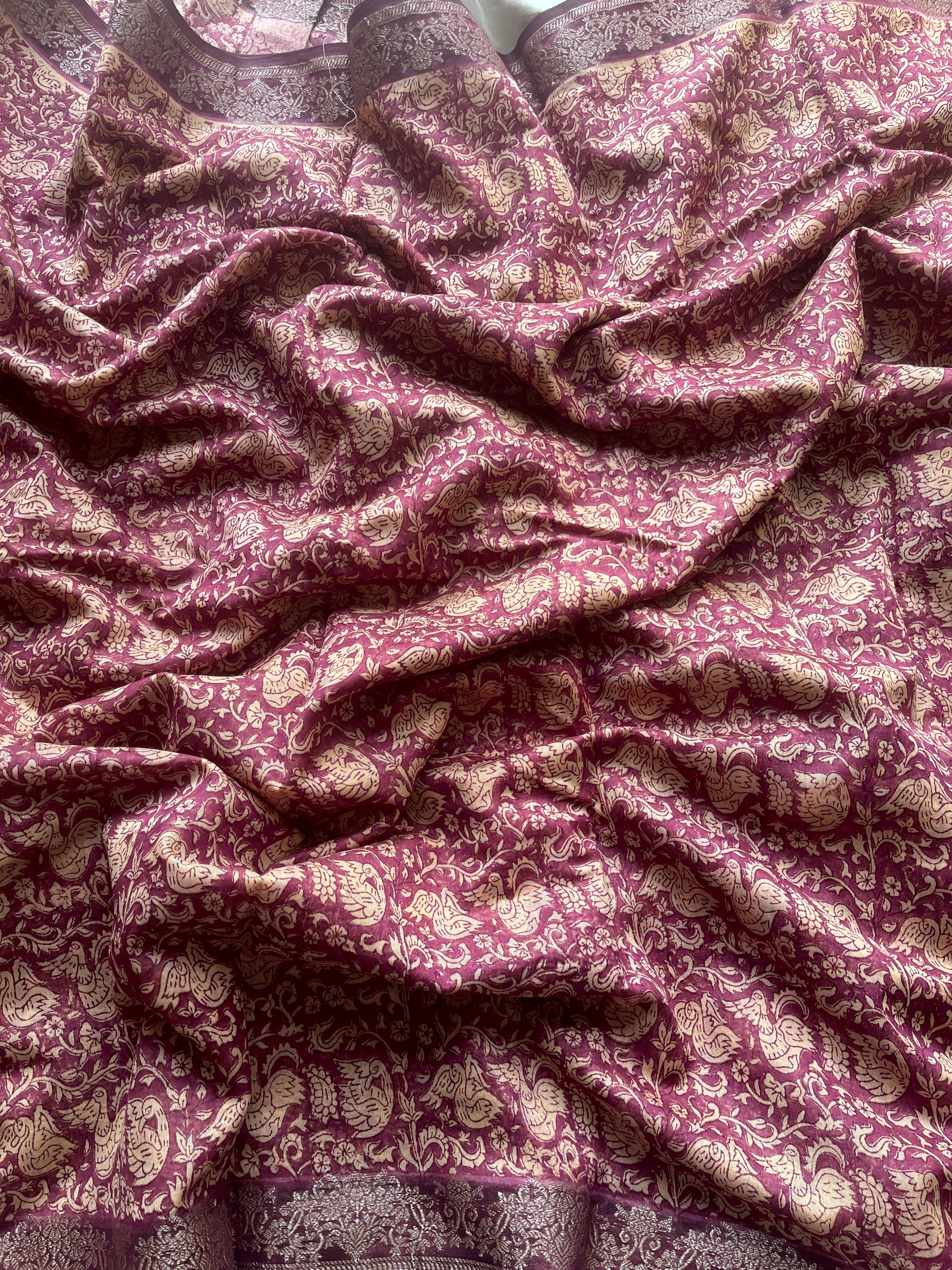 Onion Pink Chanderi Swan printed saree