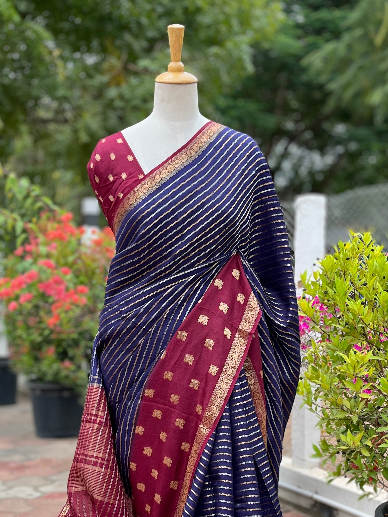 Navy Blue with Maroon Viscose Silk Saree