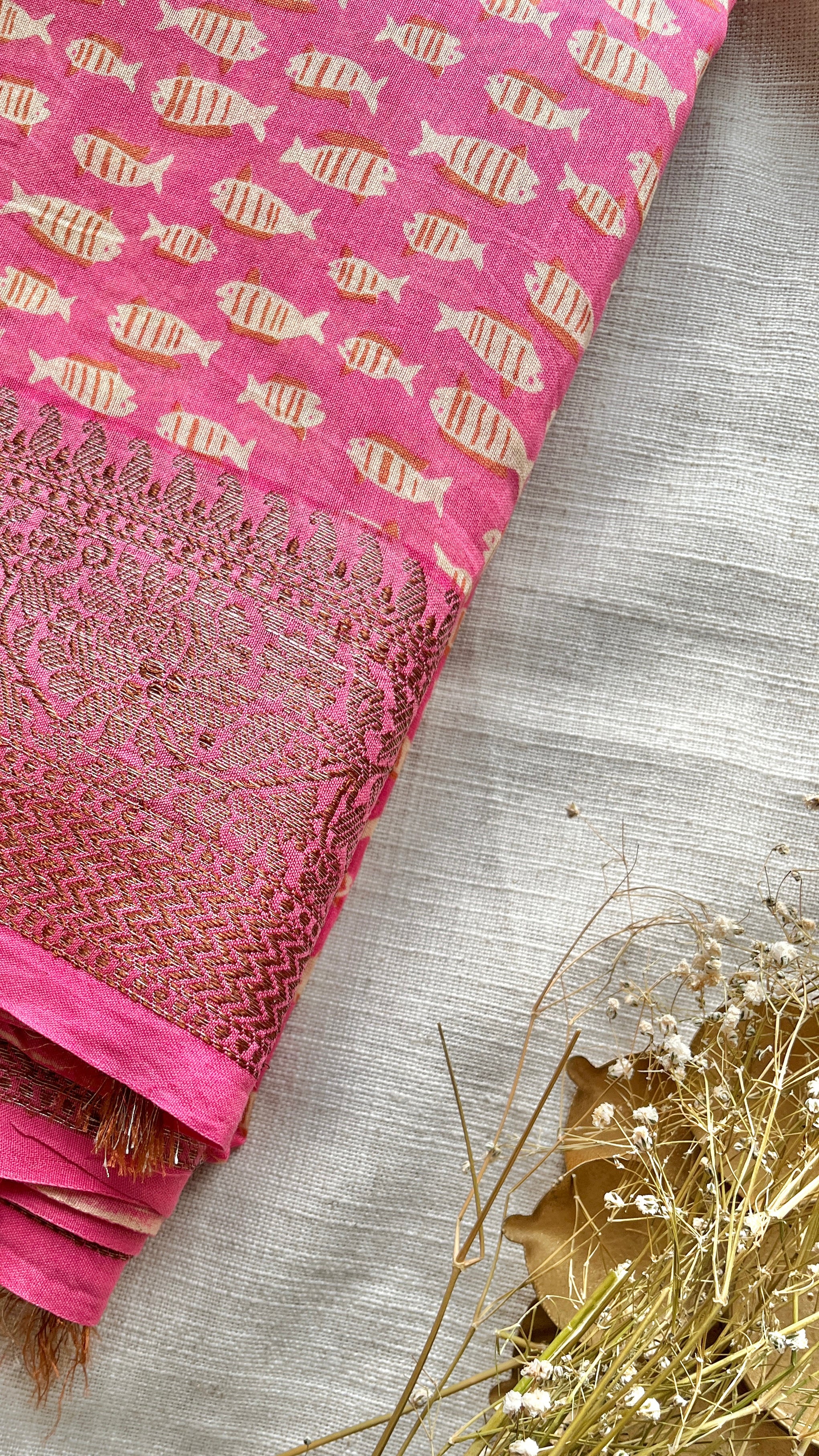 Pink fish printed Chanderi saree
