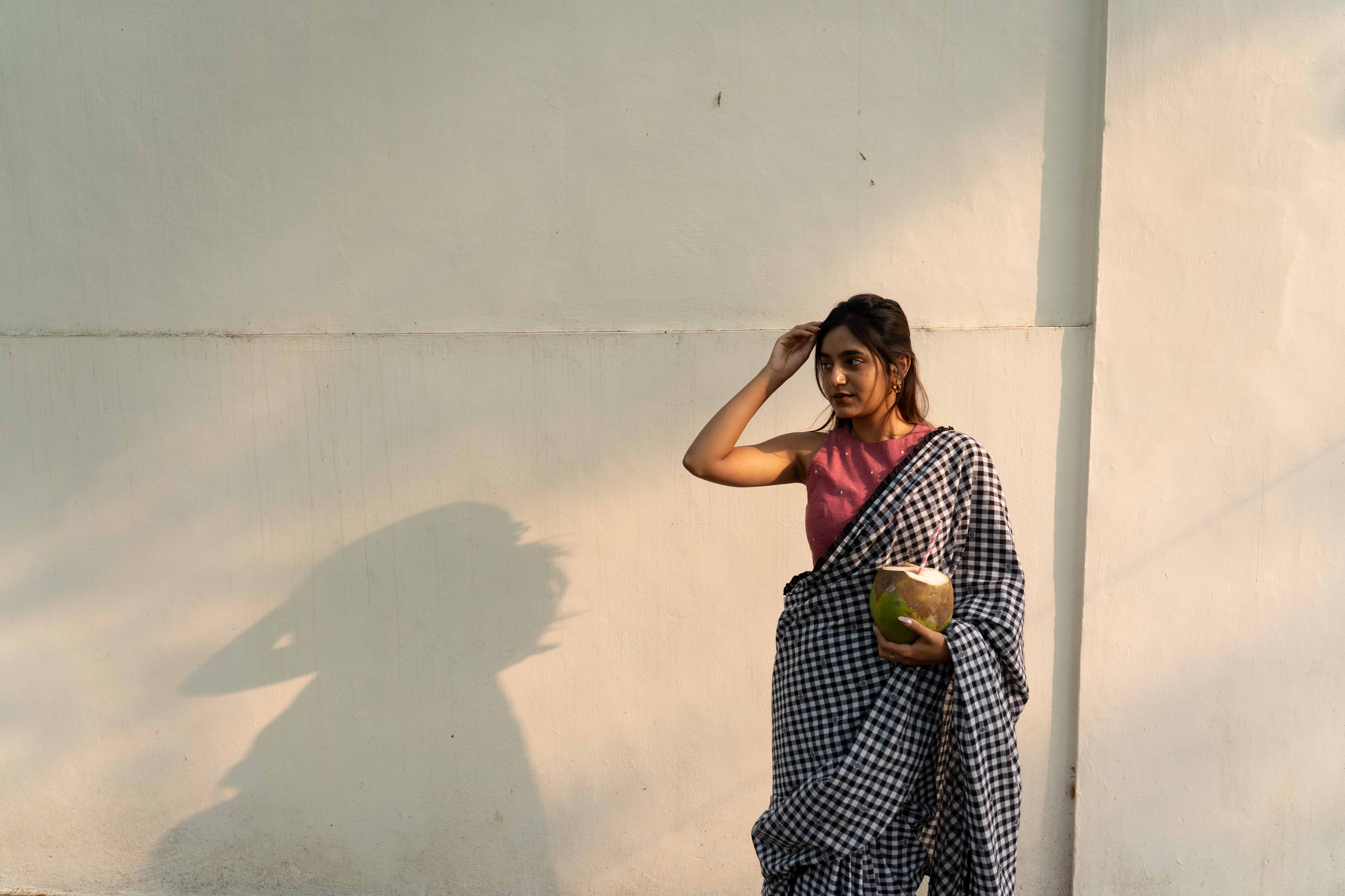 Noir Kattam saree