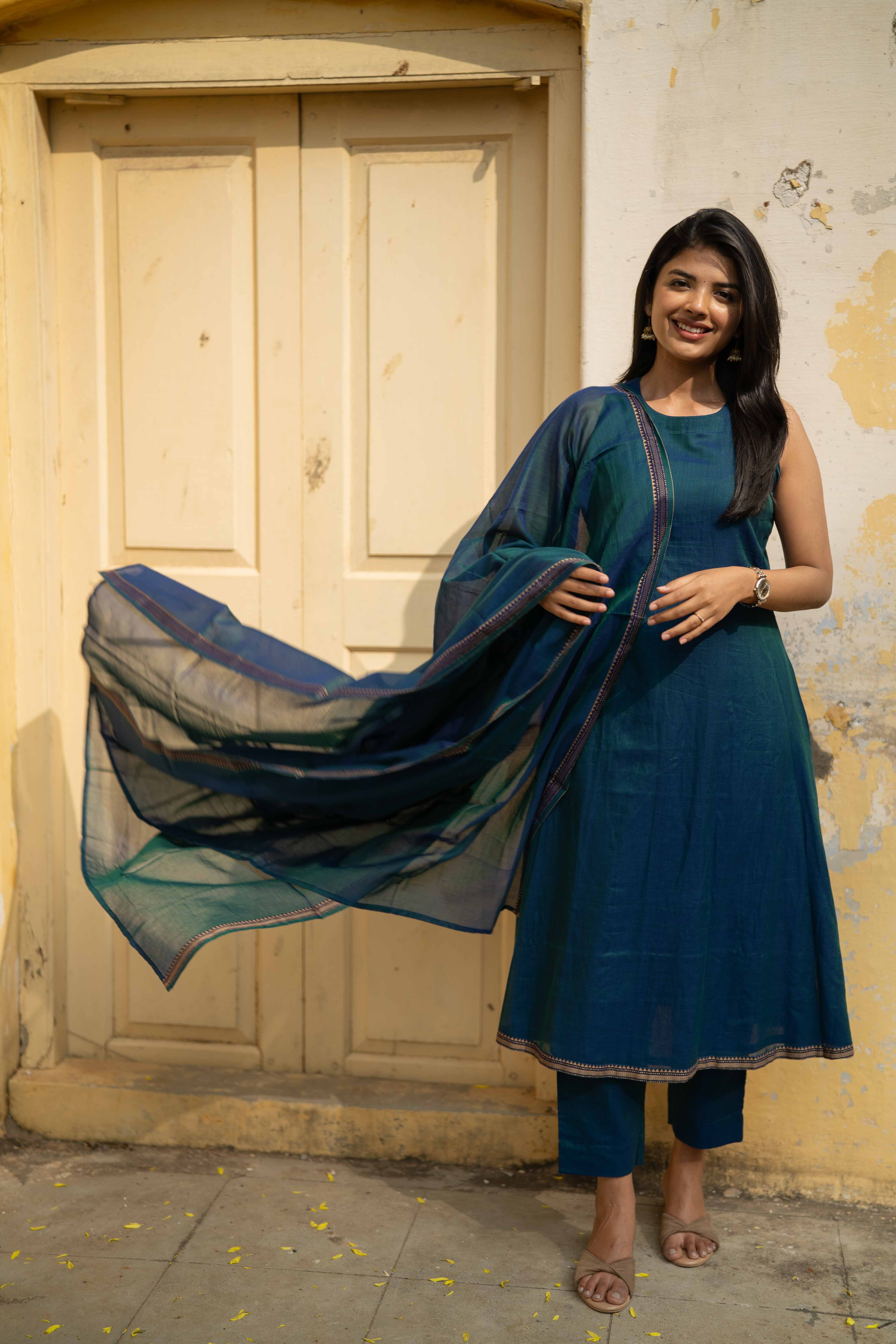Peacock Blue Malar Narayanpet Salwar Set (Top & Dupatta)