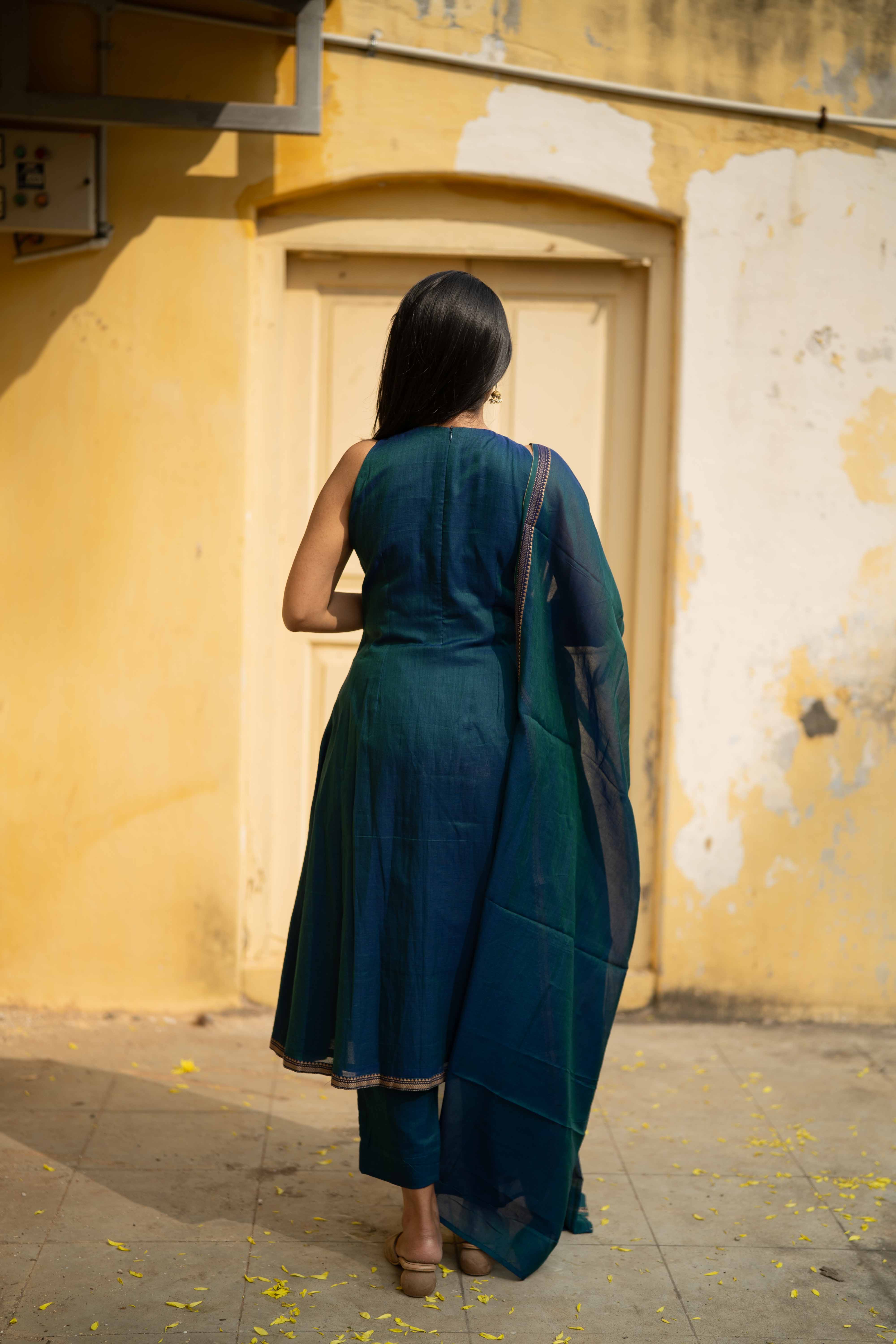 Peacock Blue Malar Narayanpet Salwar Set (Top & Dupatta)