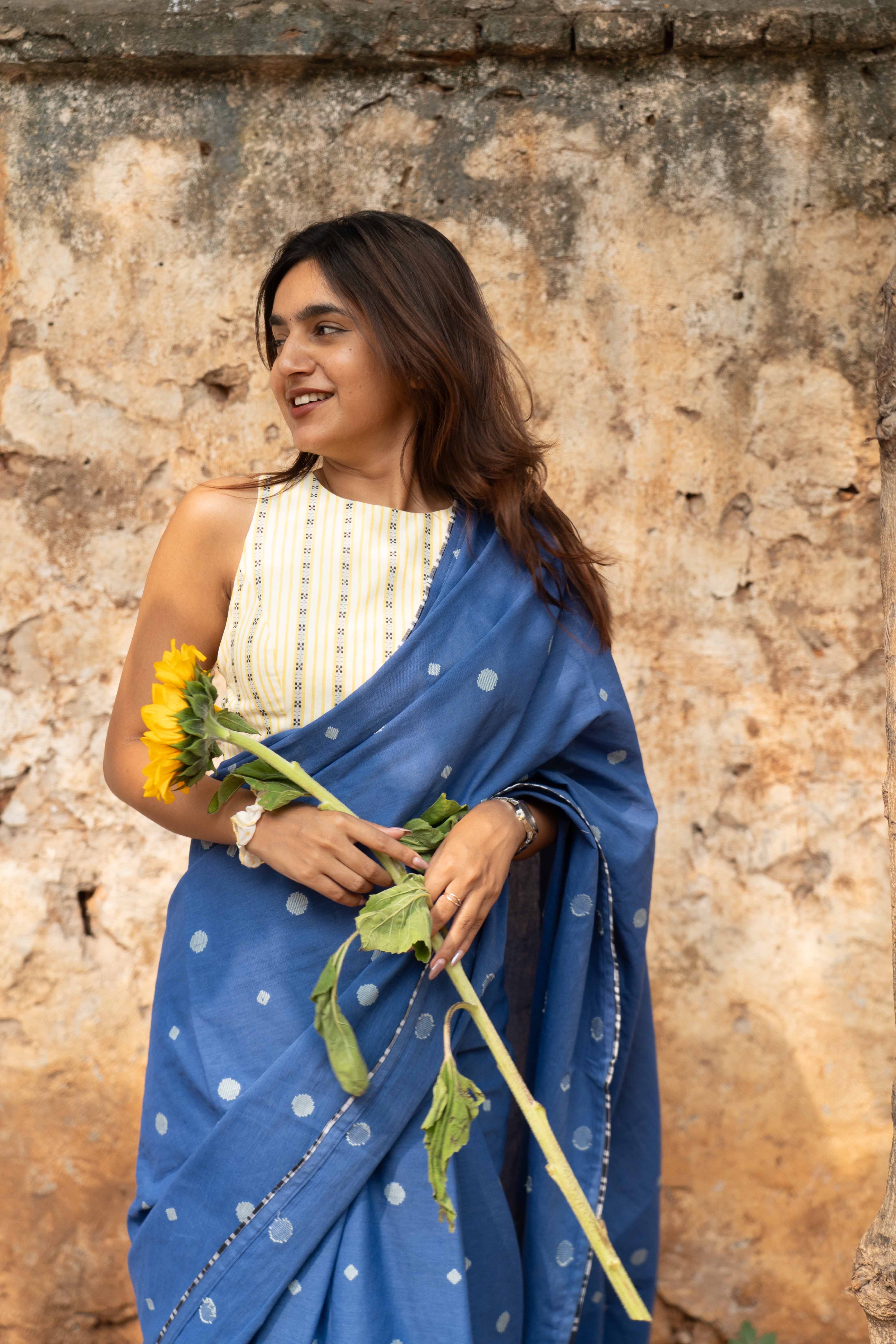 Neel tuli saree