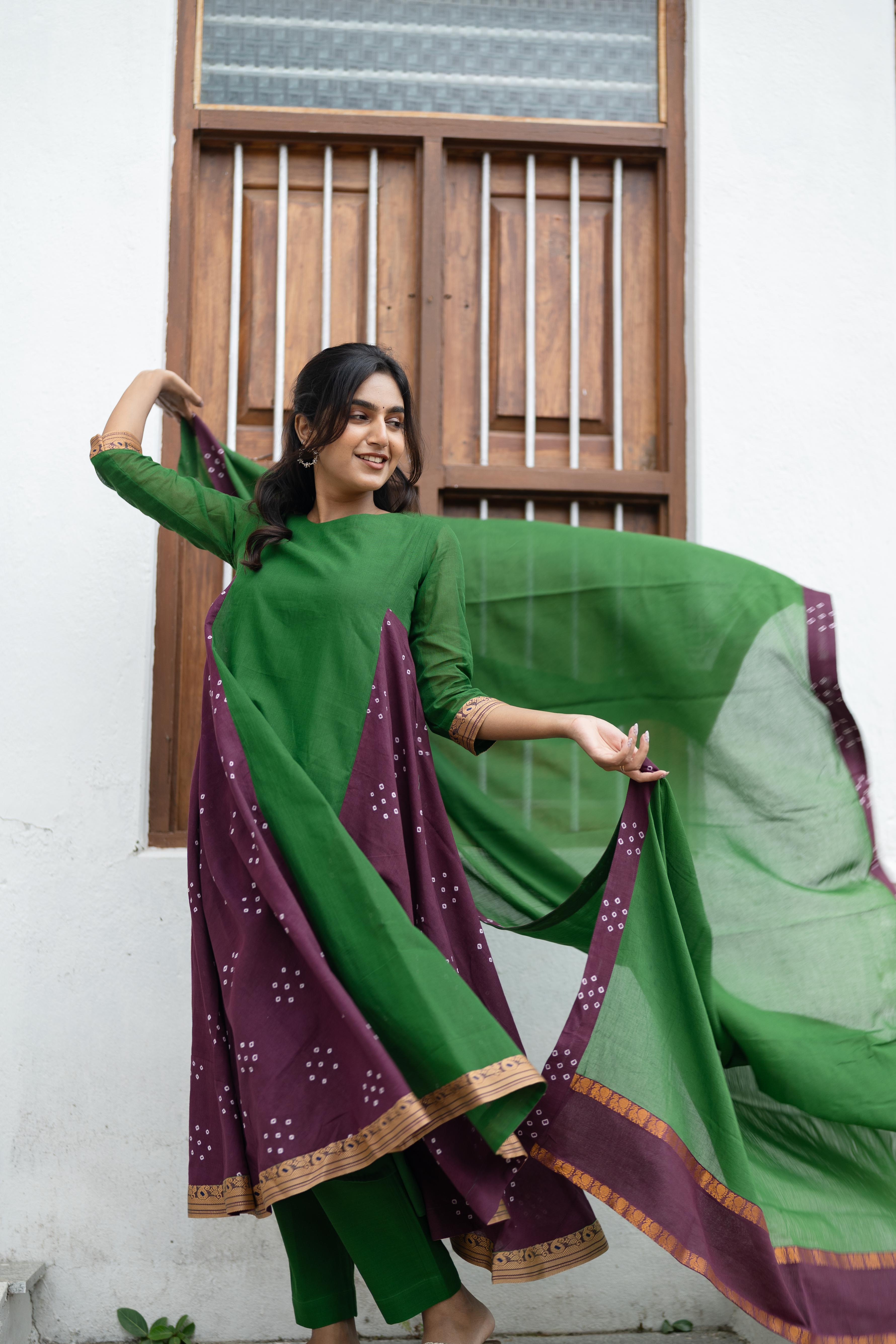 Kathiripoo Anarkali Set