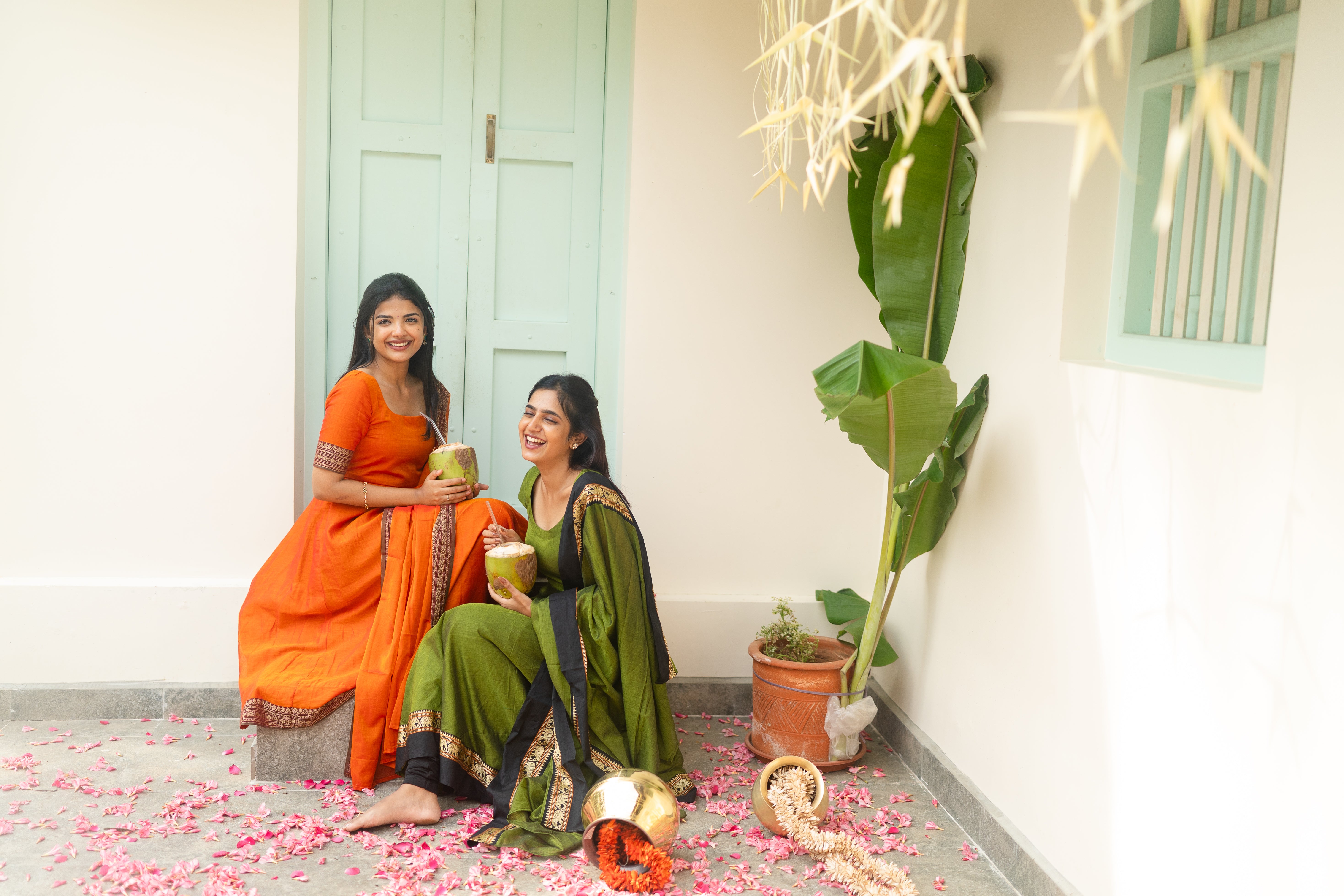 Olive Green Narayanpet Anarkali Top & Dupatta