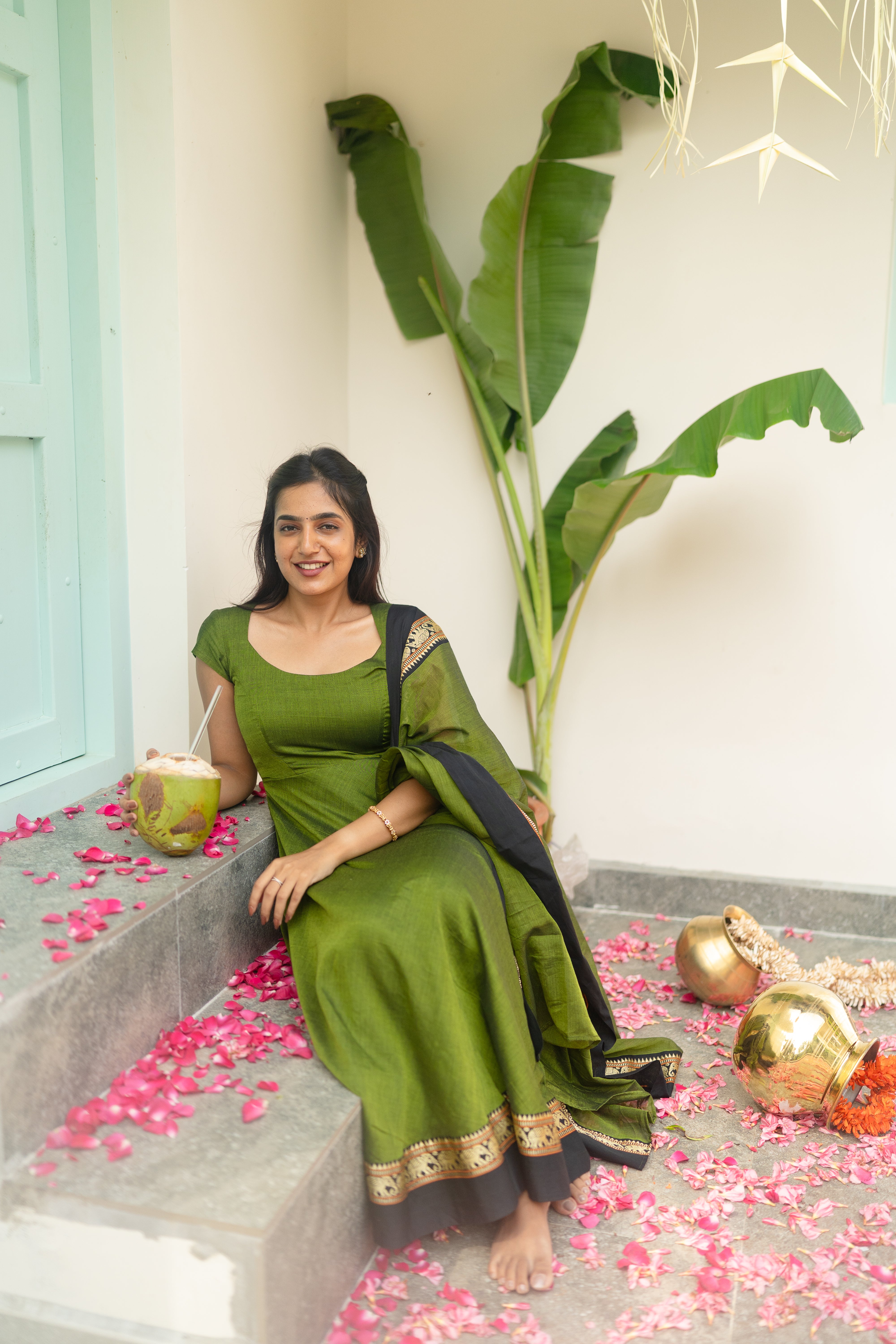 Olive Green Narayanpet Anarkali Top & Dupatta