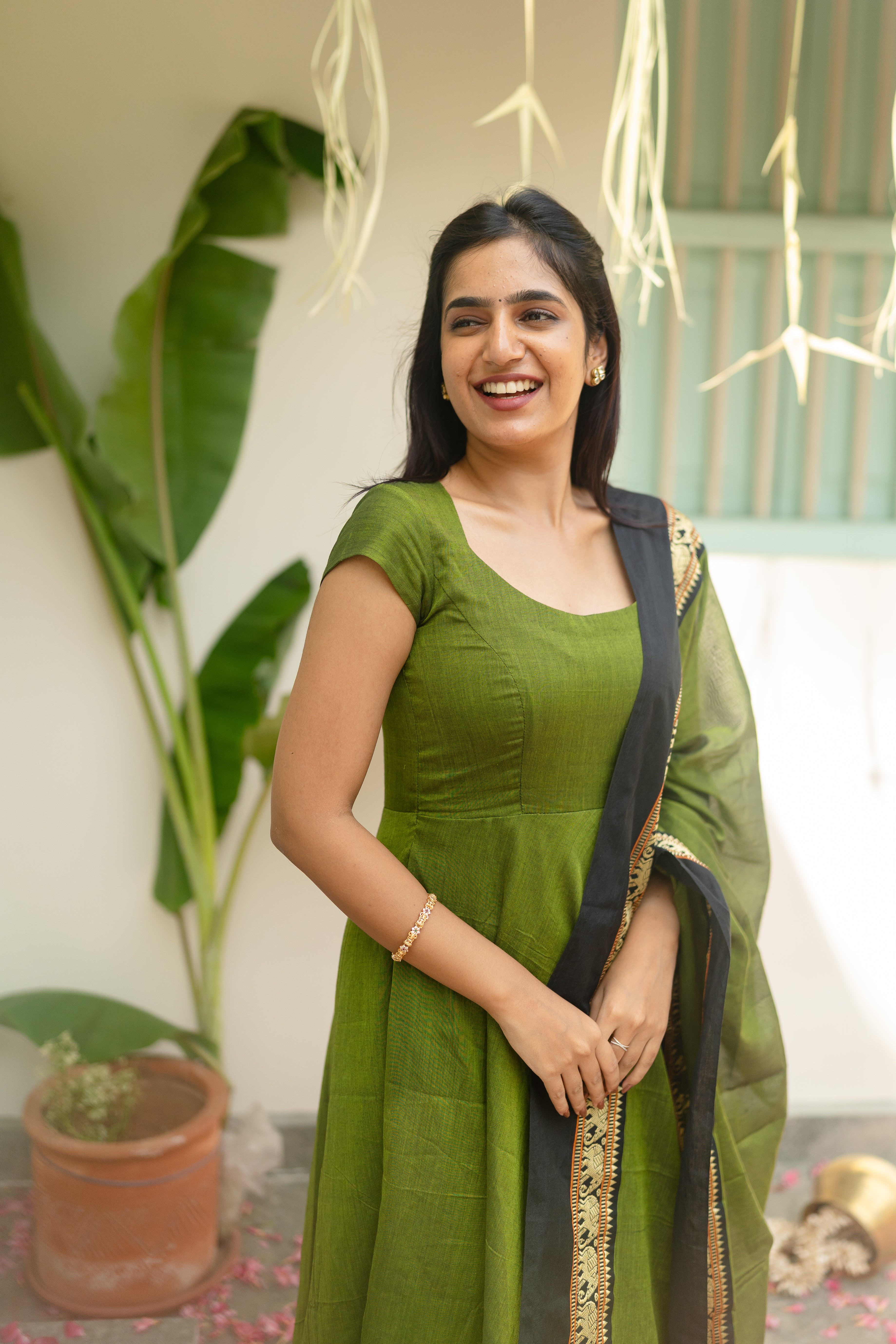 Olive Green Narayanpet Anarkali Top & Dupatta