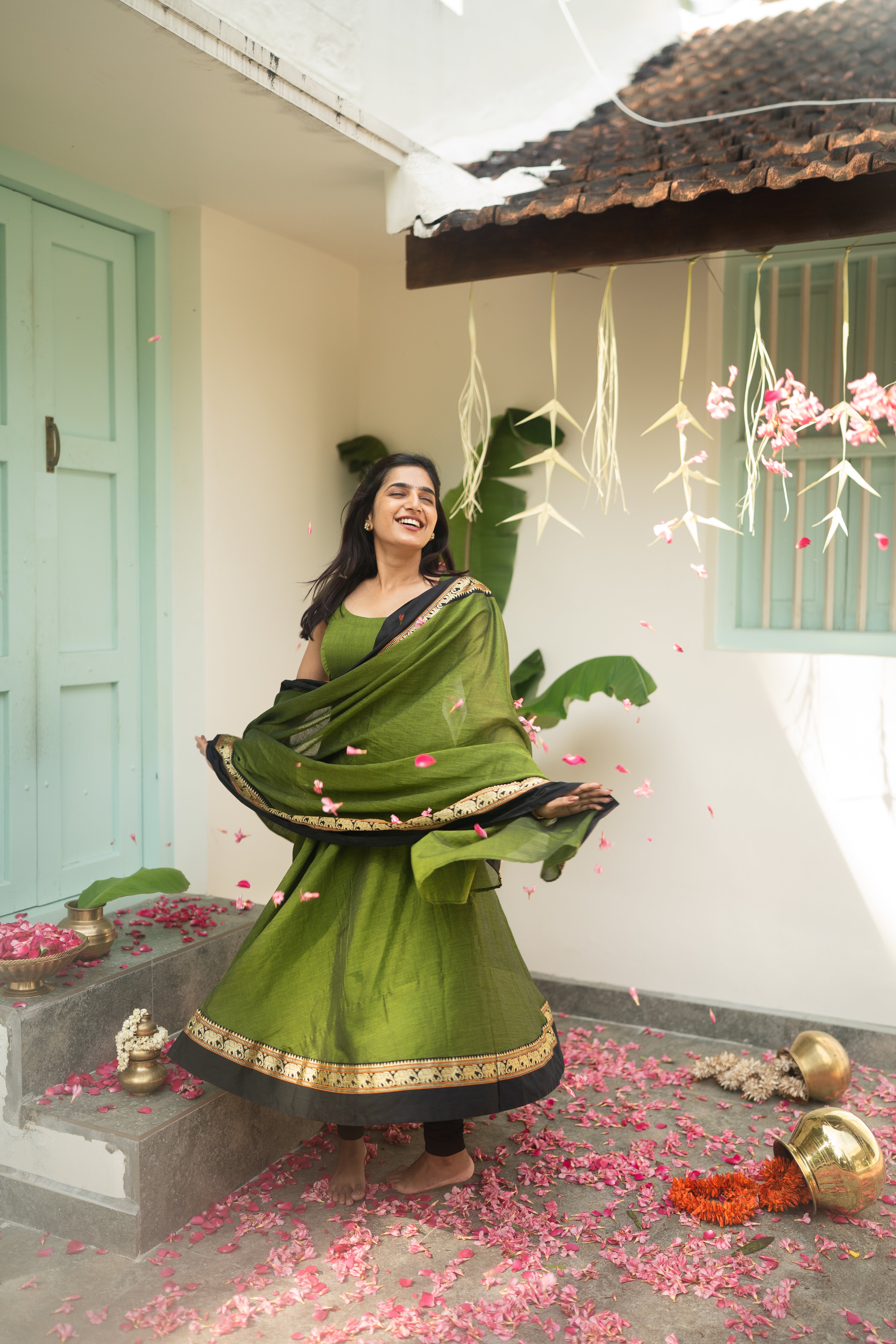 Olive Green Narayanpet Anarkali Top & Dupatta