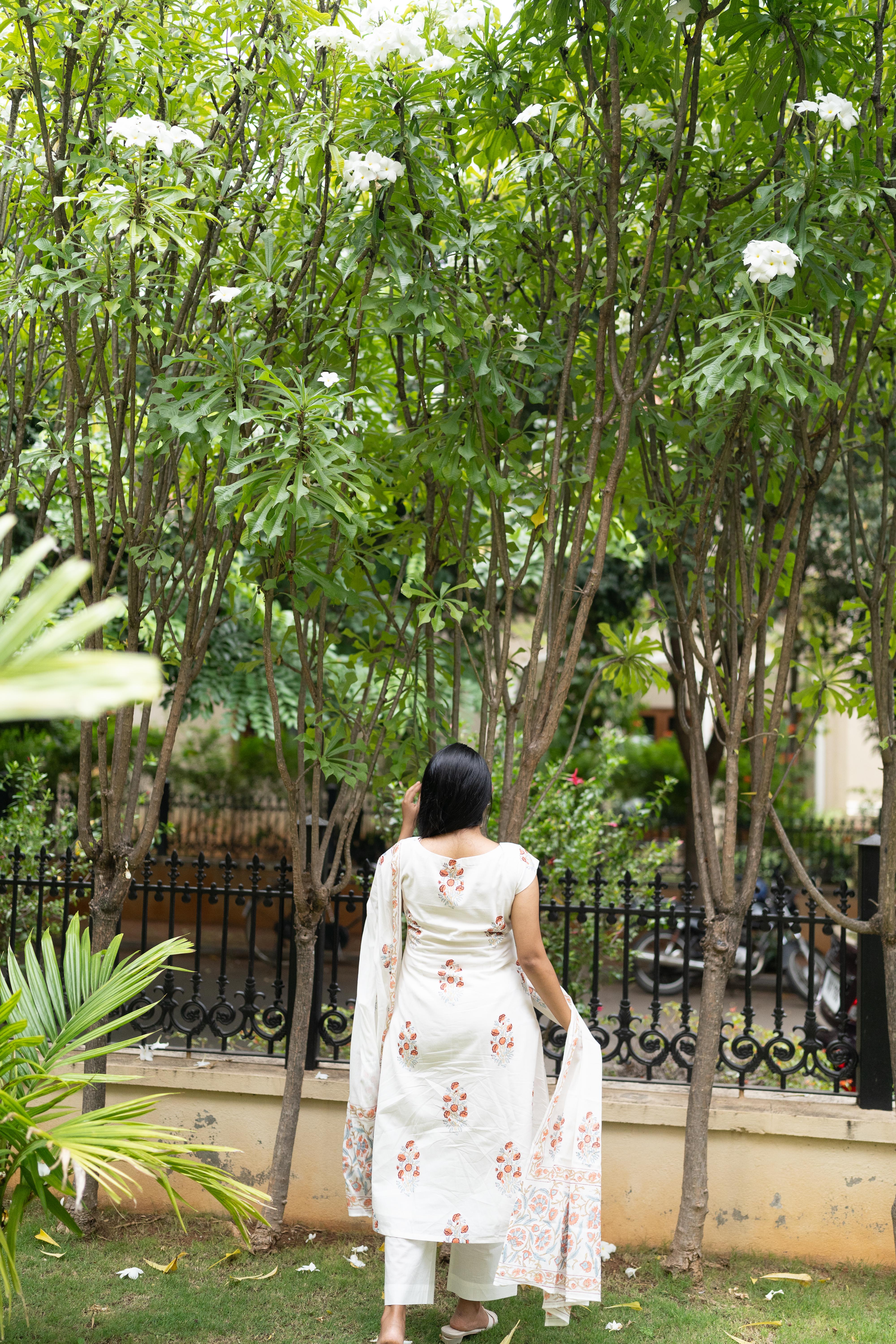 White handblock printed suit set