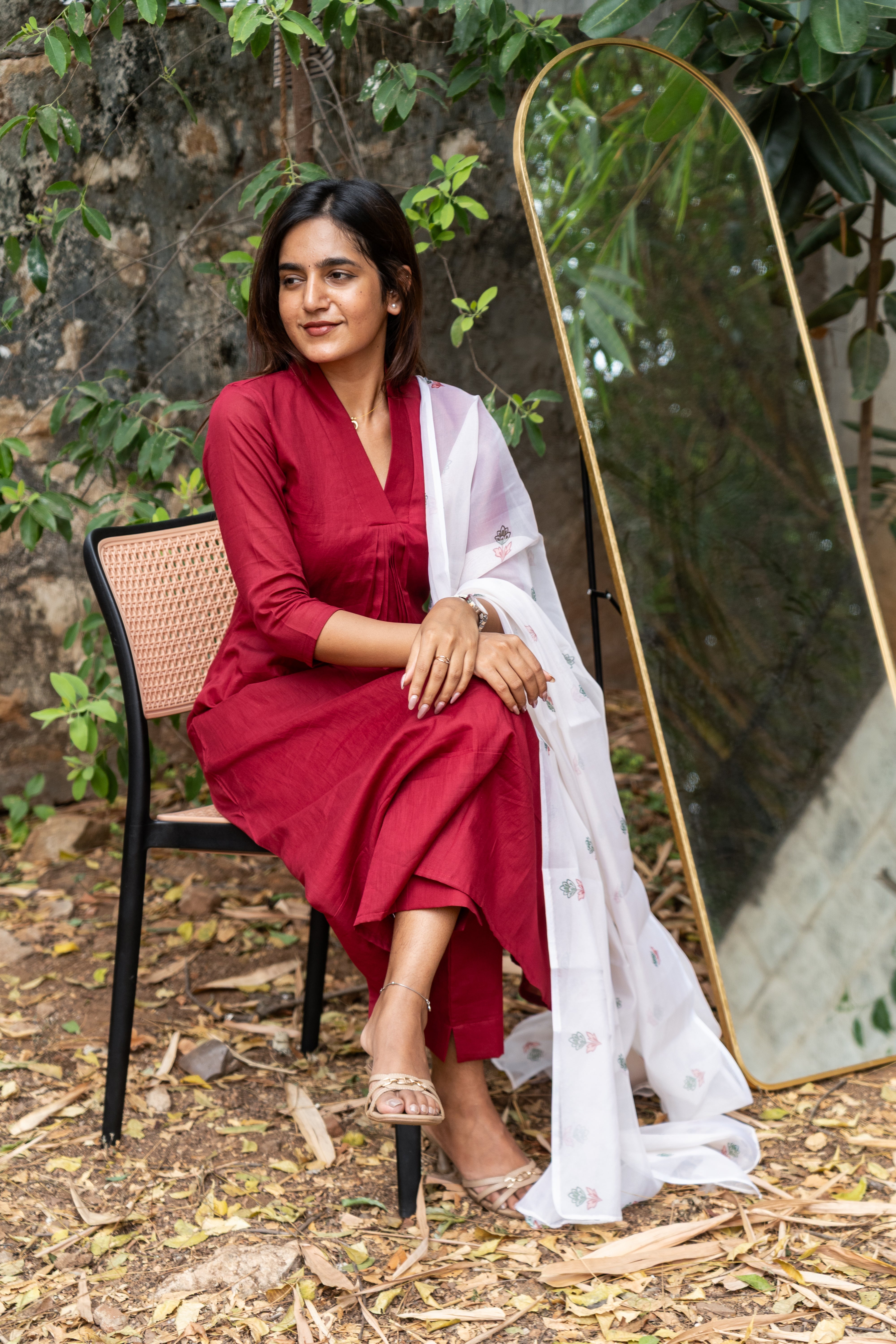 Red Myna Kurta Set