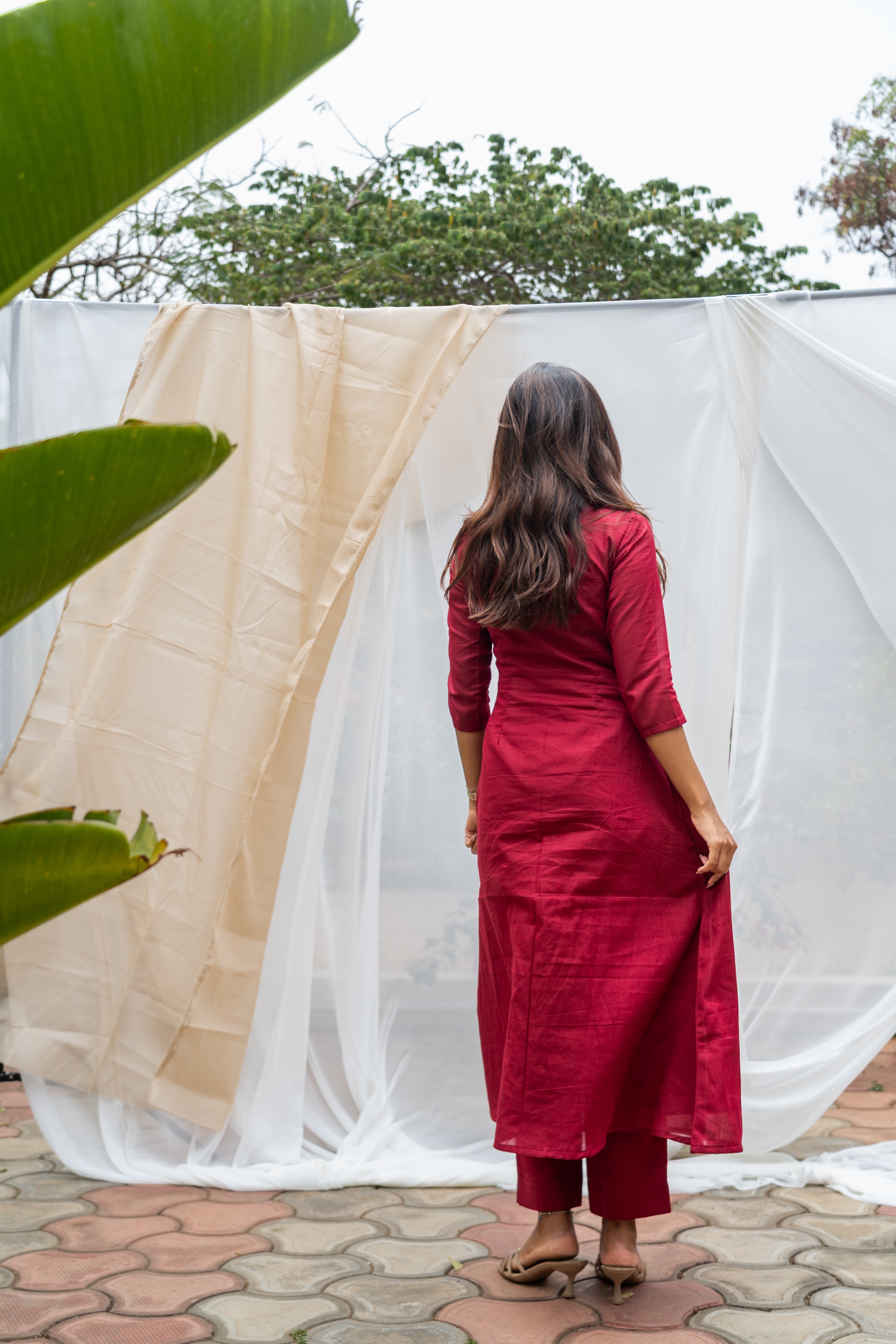 Red Myna Kurta Set