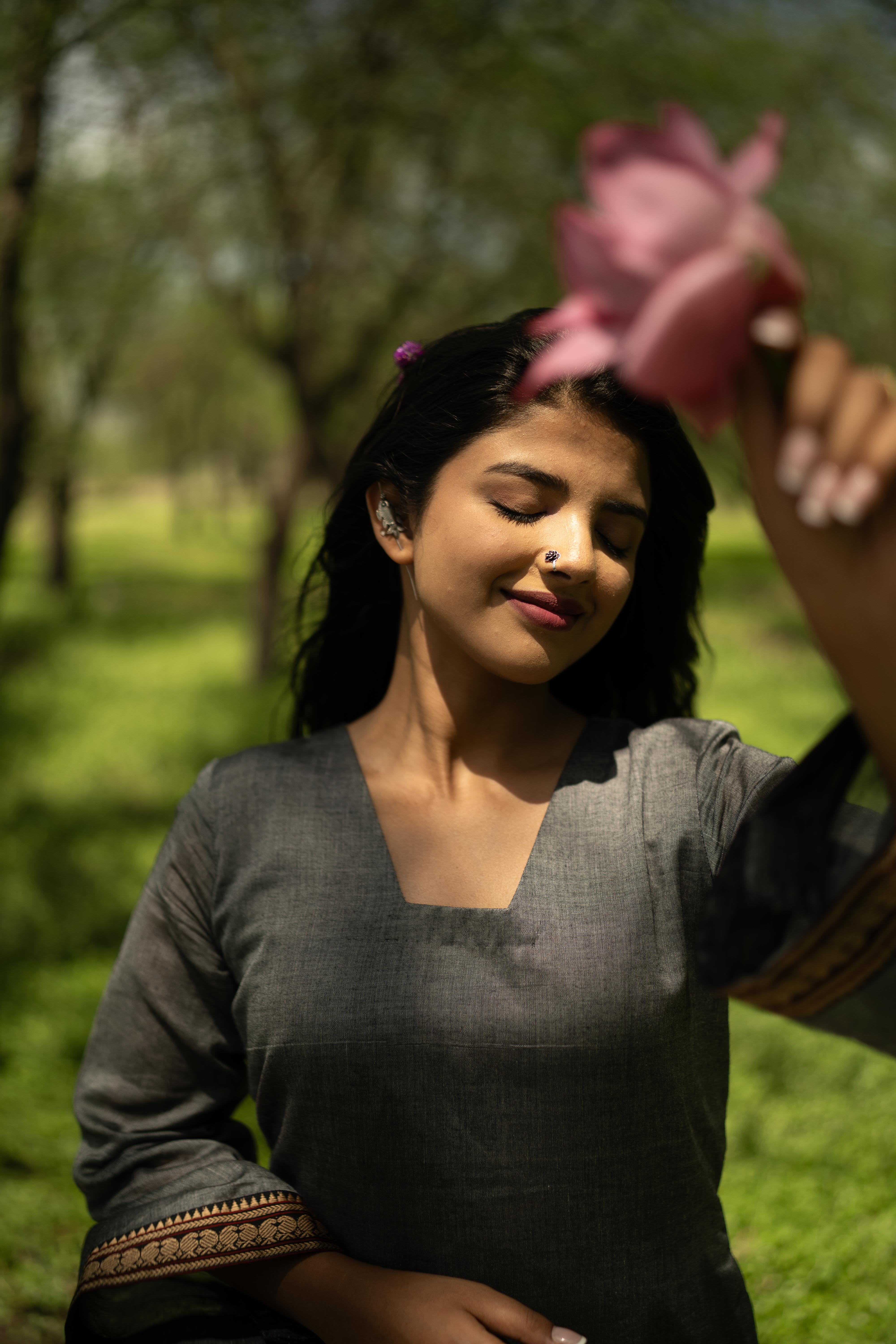 Grey Malar Narayanpet Cotton Top & Dupatta Set