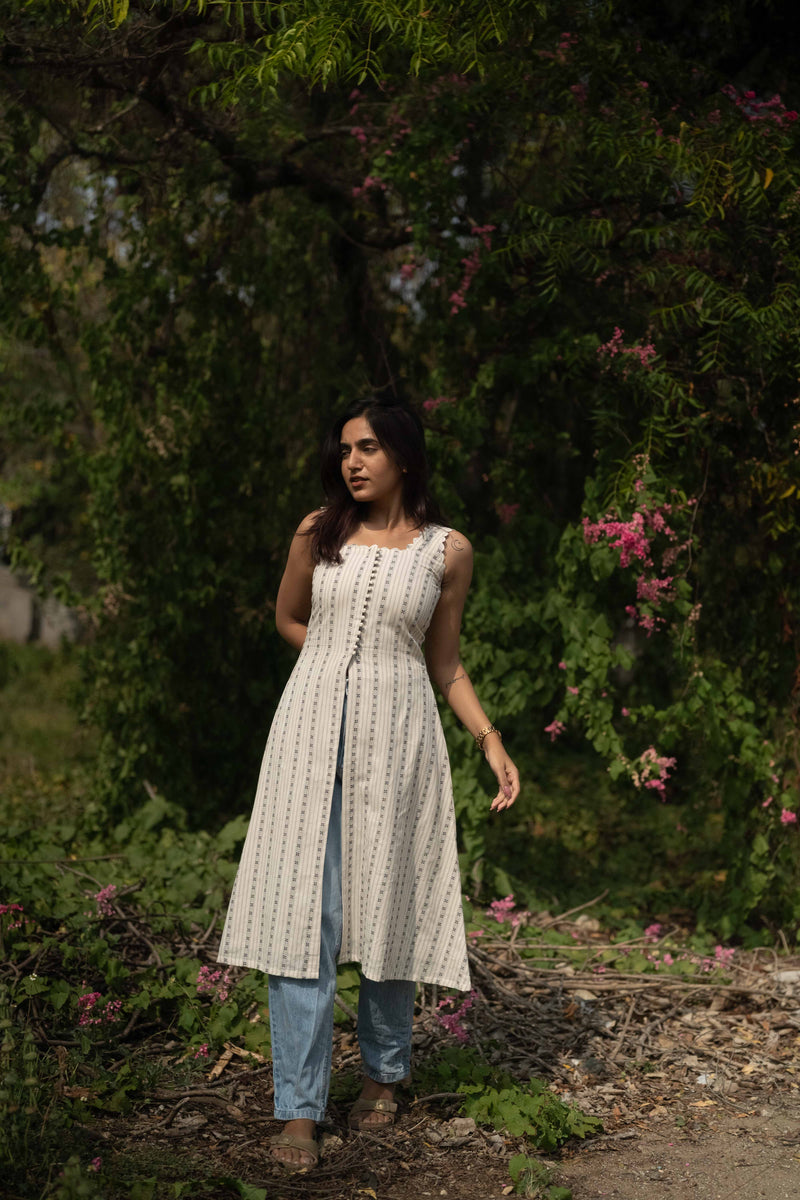 White Scallop Cotton Kurta