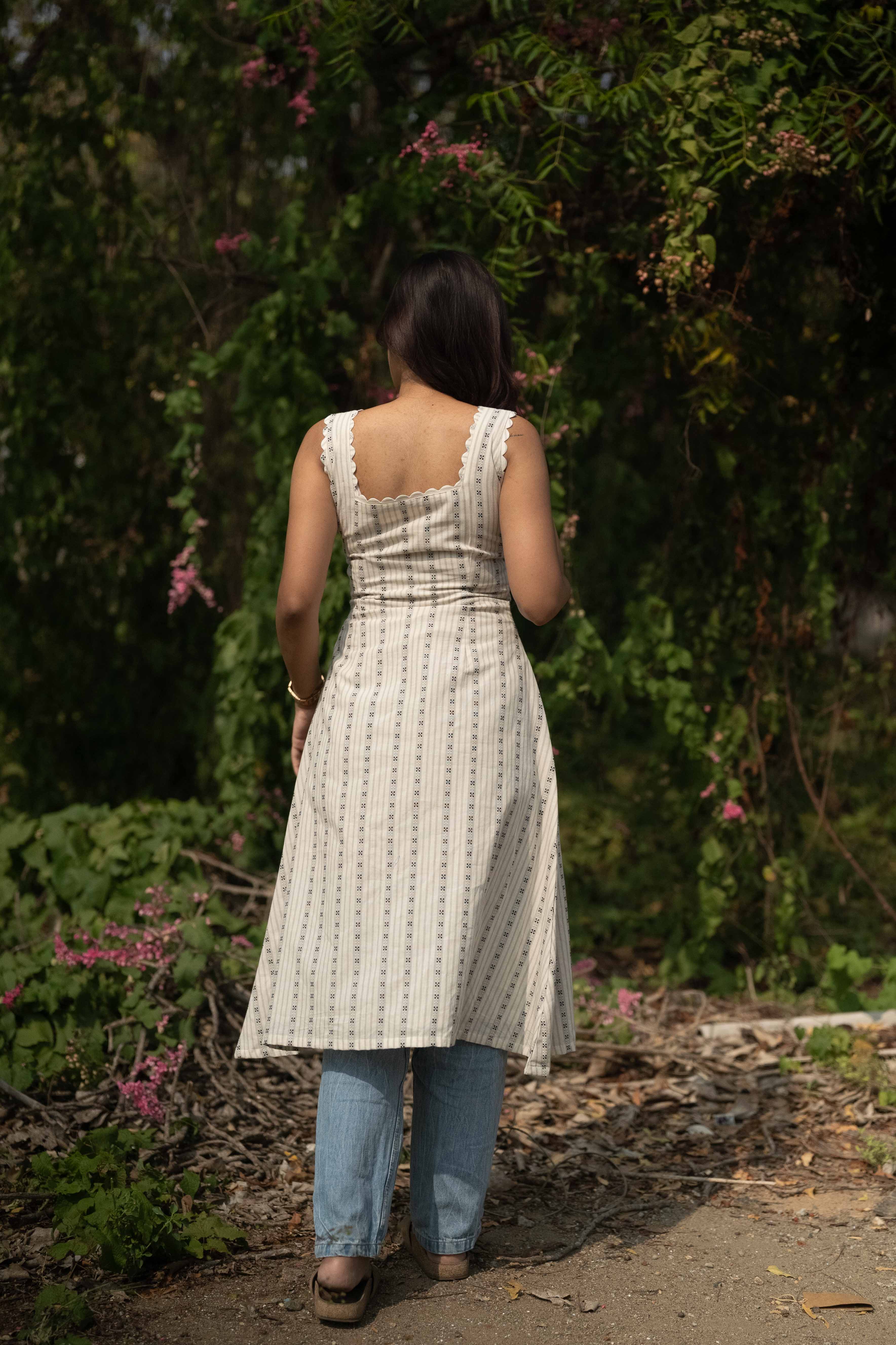 White Scallop Cotton Kurta