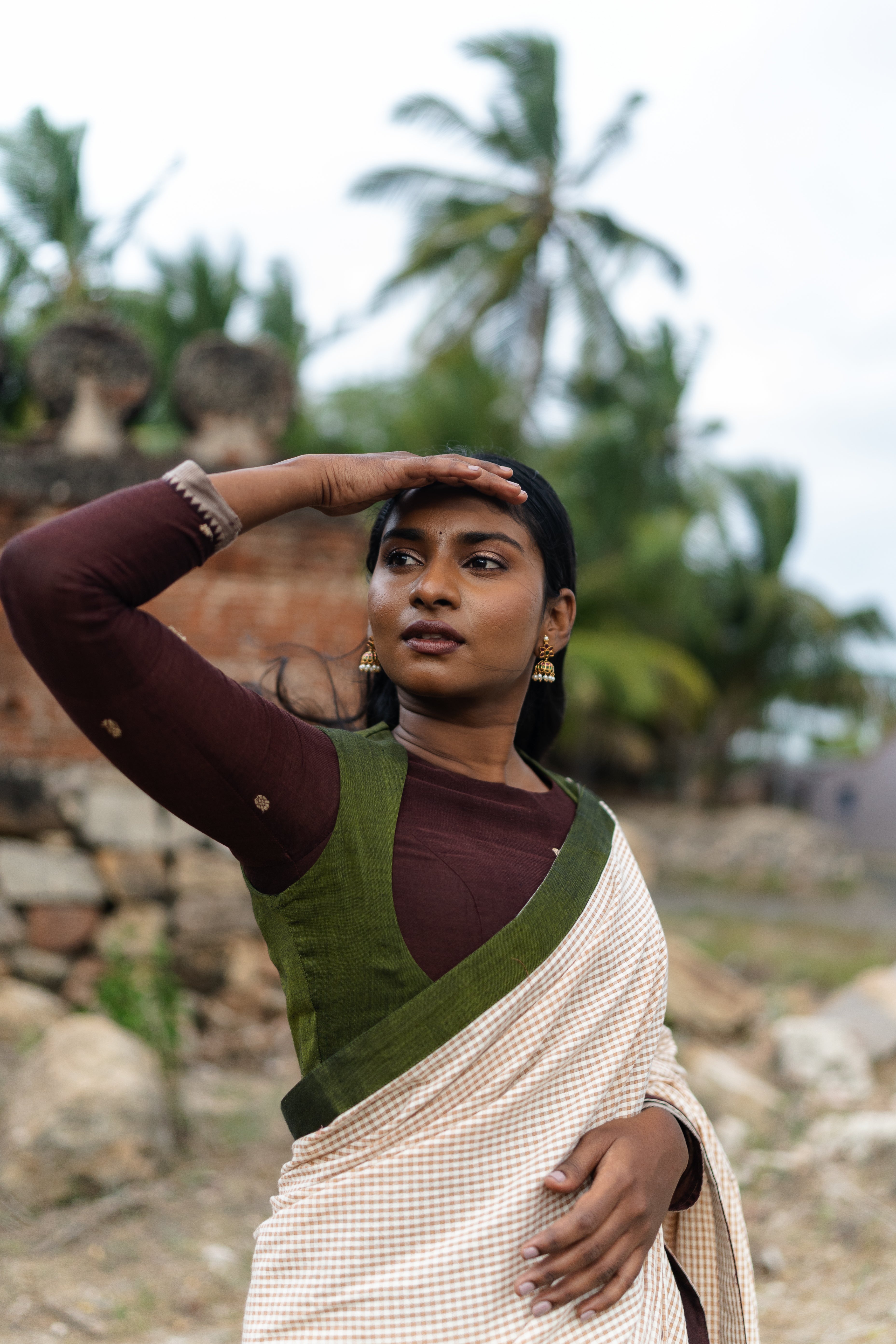 Yazh Checked Saree