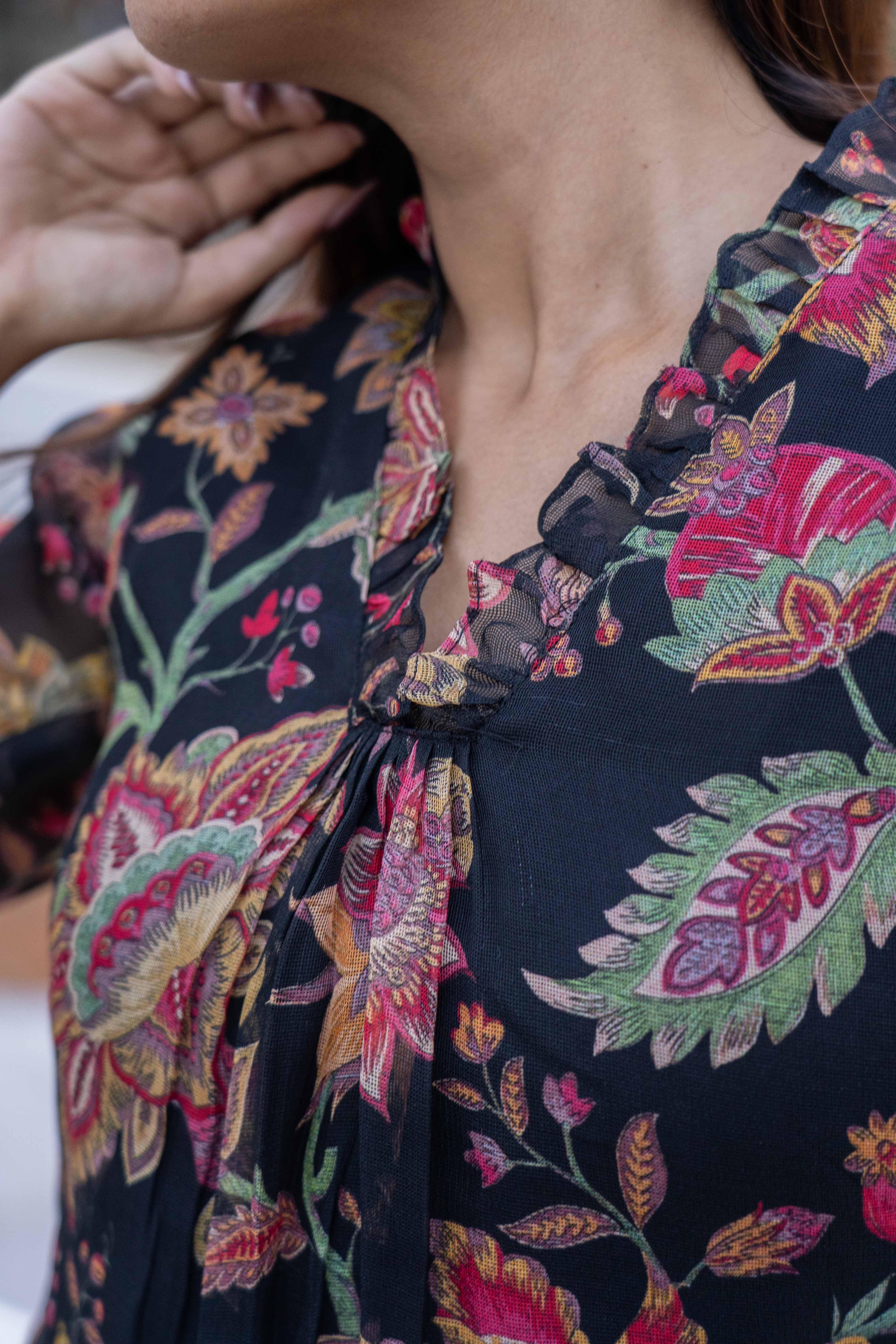 Noir Garden Top
