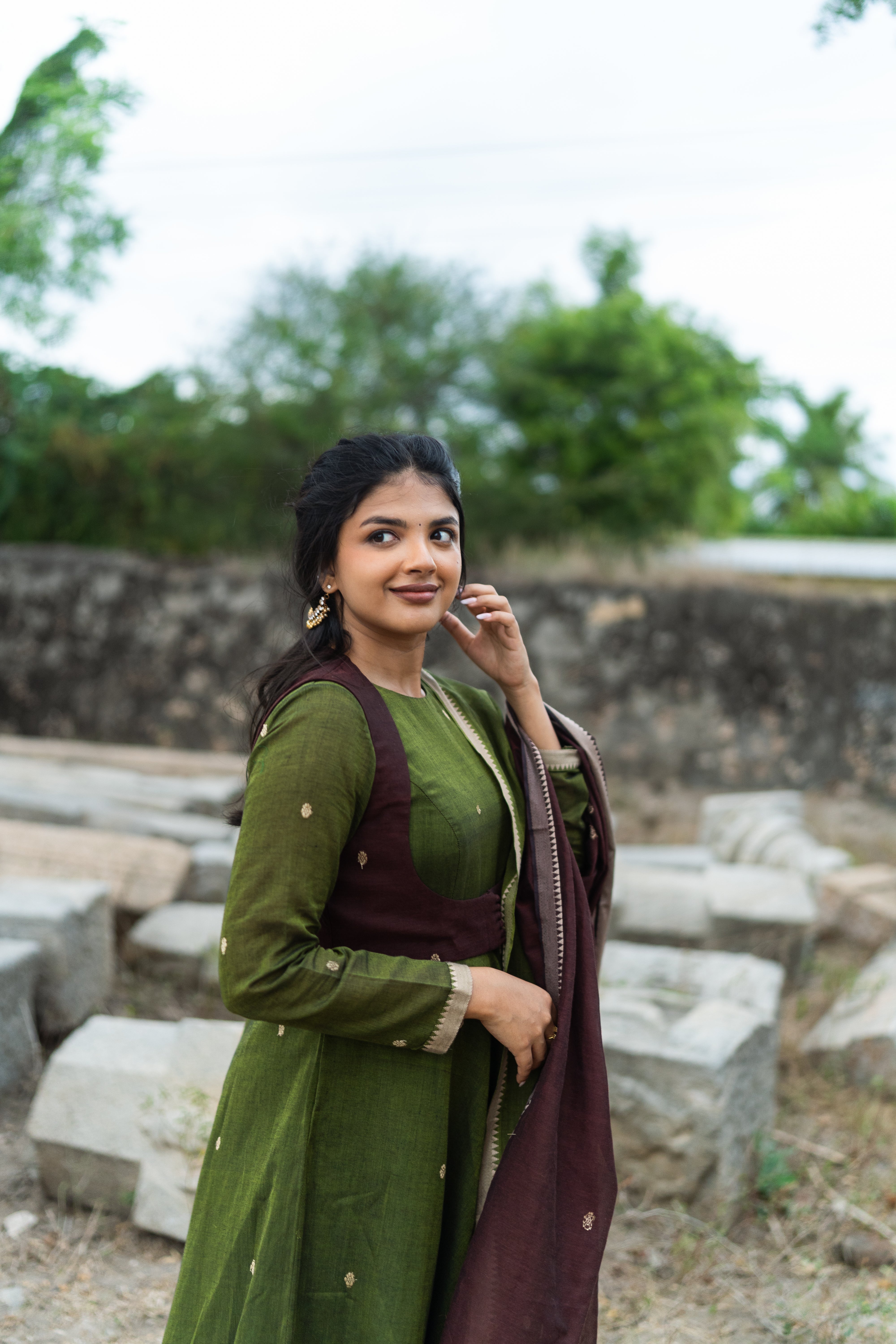 Yazhi Anarkali Set (Top & Dupatta)