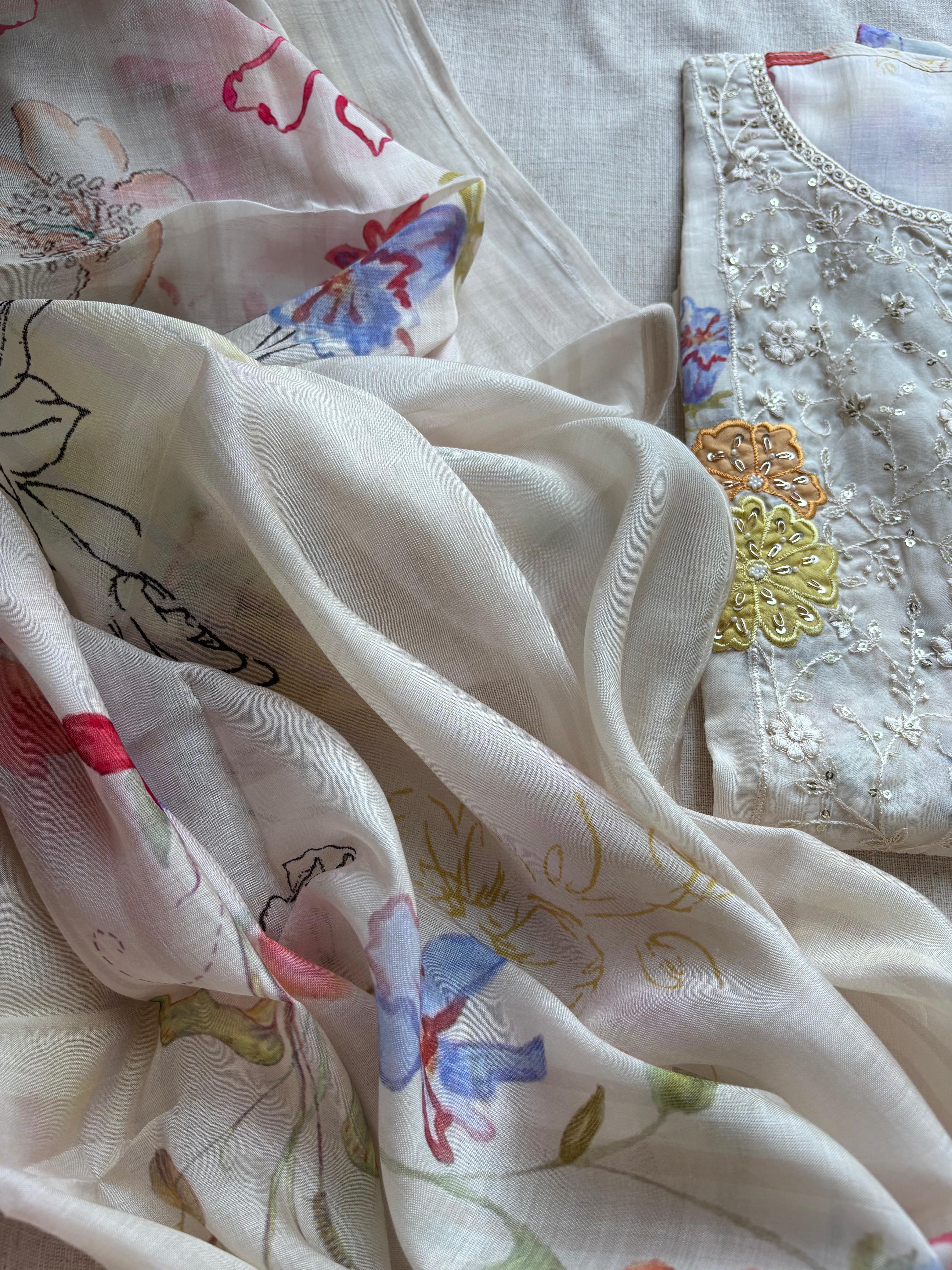 Breezy floral Muslin Silk Semi Stitched salwar suits