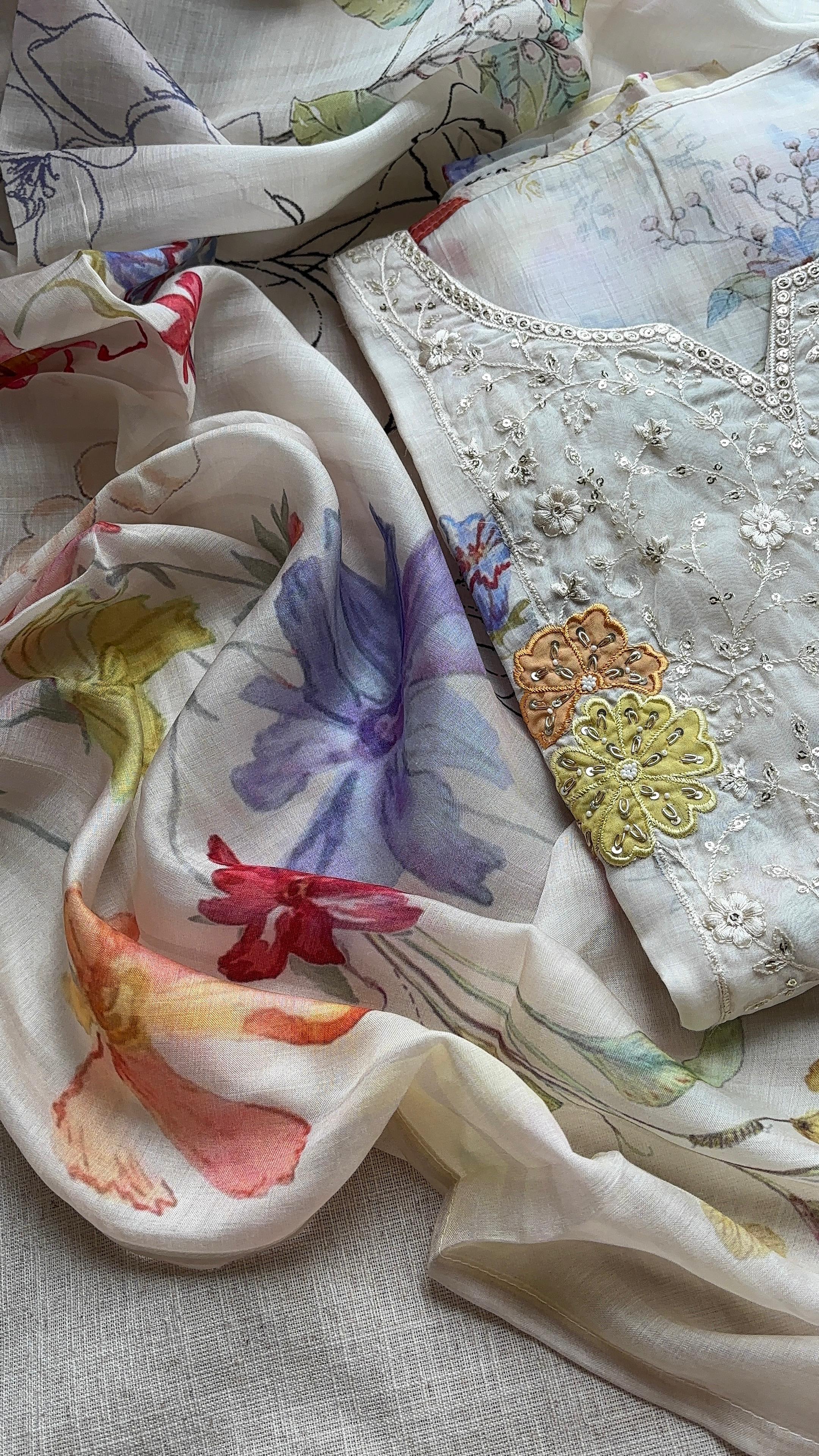 Breezy floral Muslin Silk Semi Stitched salwar suits